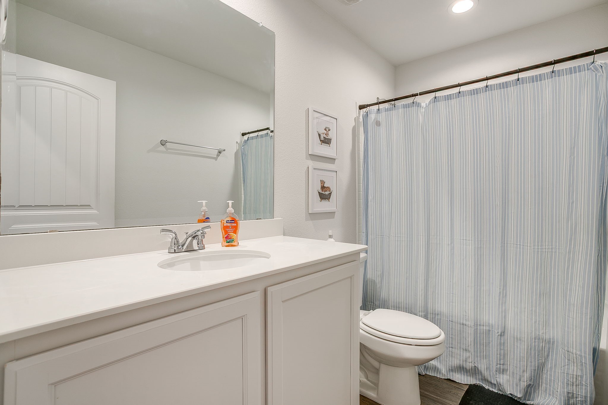 5828 Utopia Drive