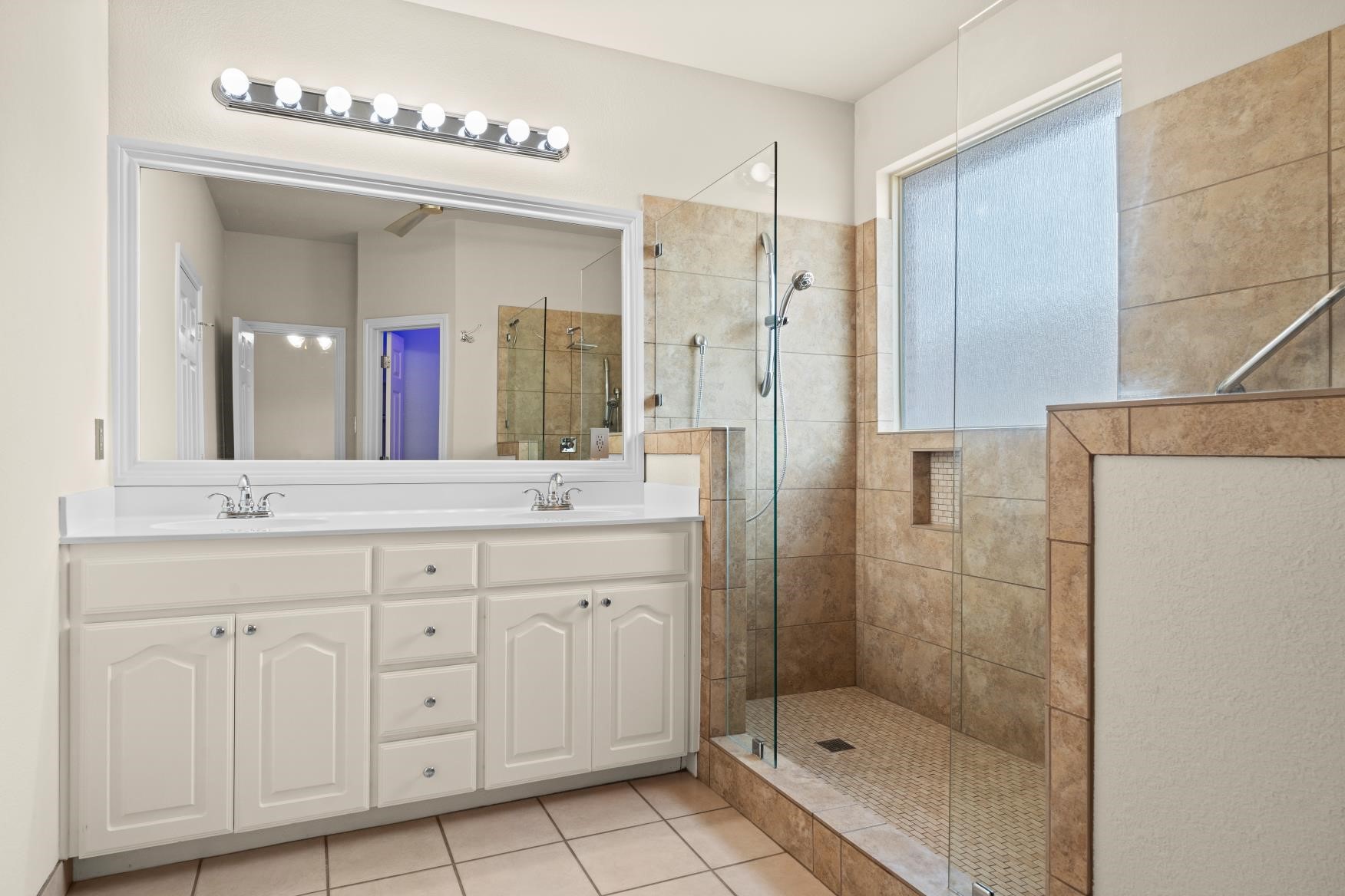 2517 Early Bird Drive