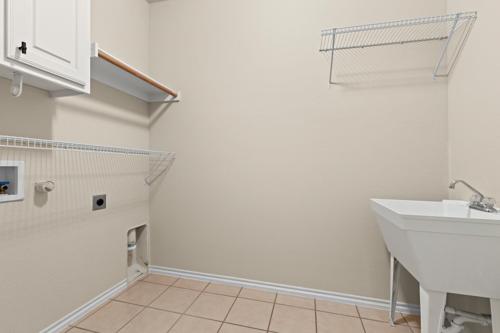 2517 Early Bird Drive