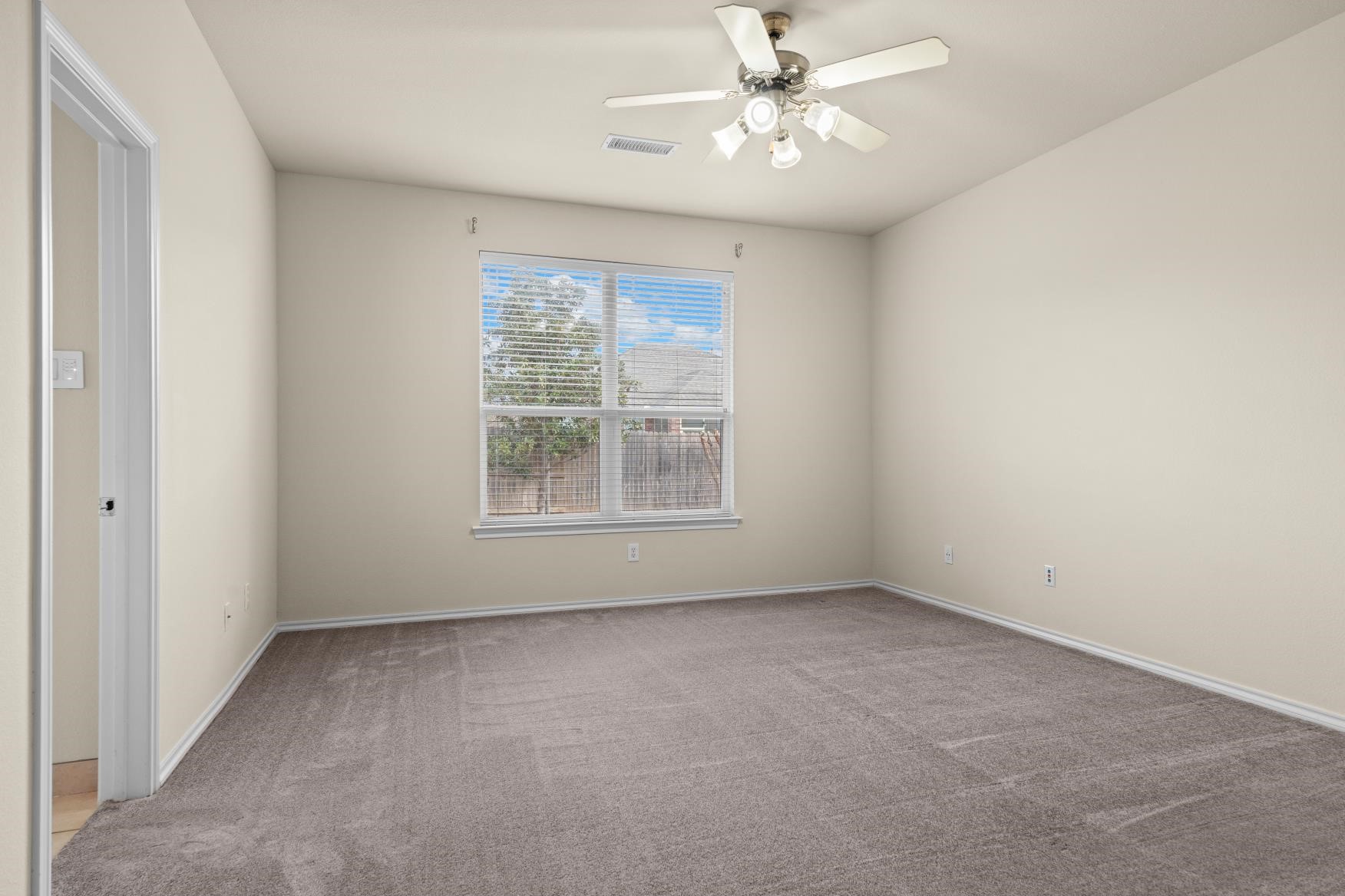 2517 Early Bird Drive