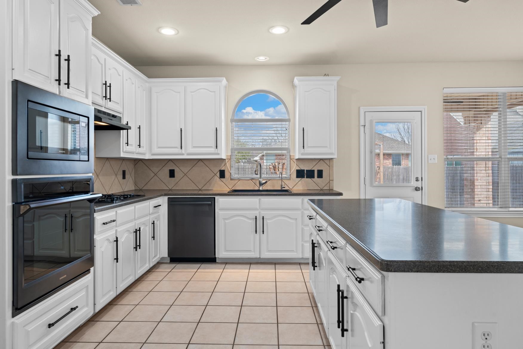 2517 Early Bird Drive