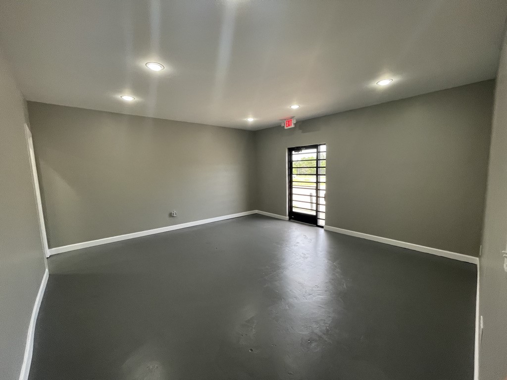 3300 E vickery Boulevard