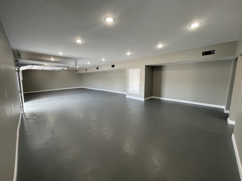 3300 E vickery Boulevard