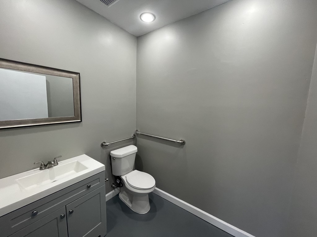 3300 E vickery Boulevard