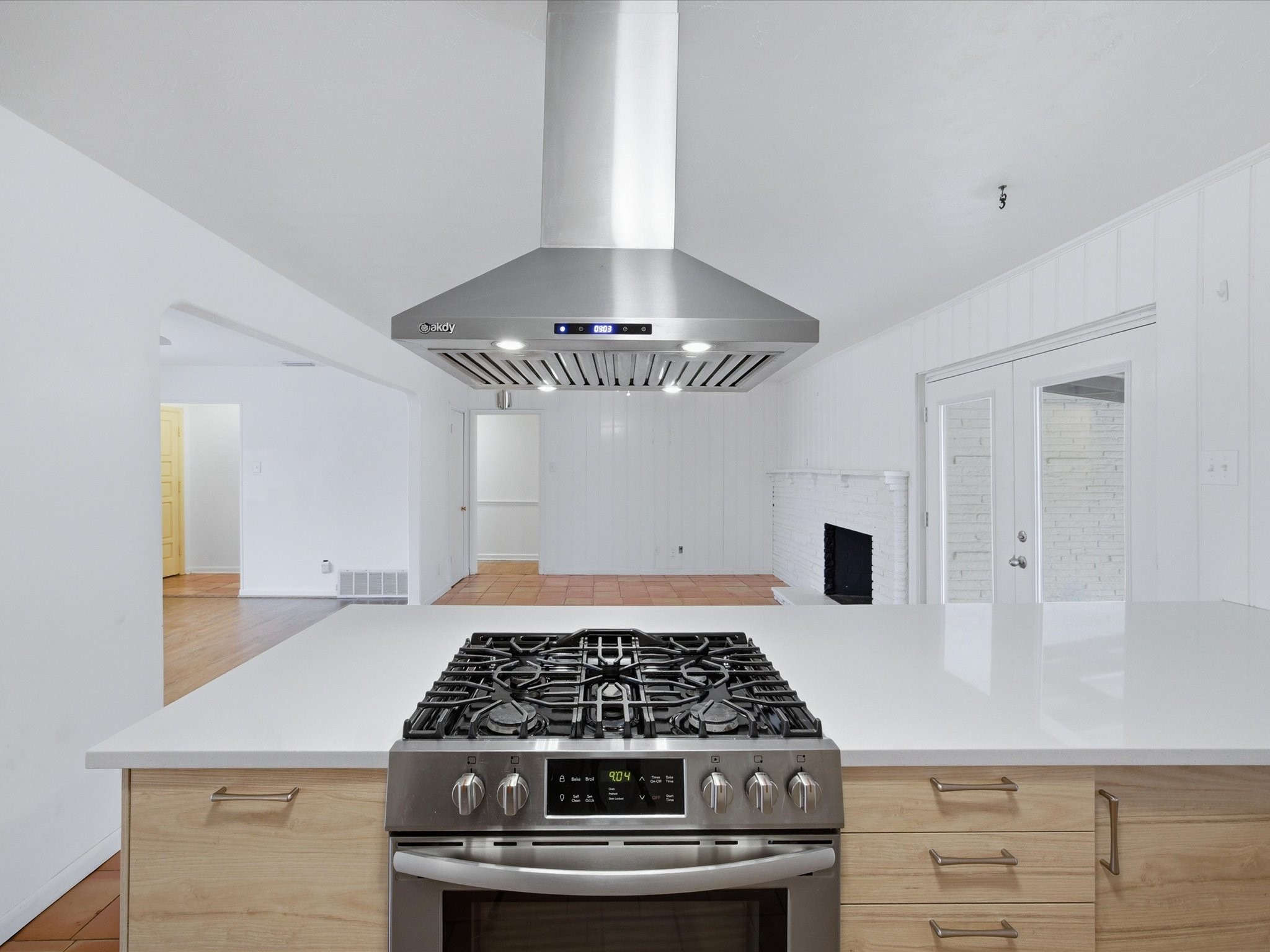 514 W Ridgewood Drive