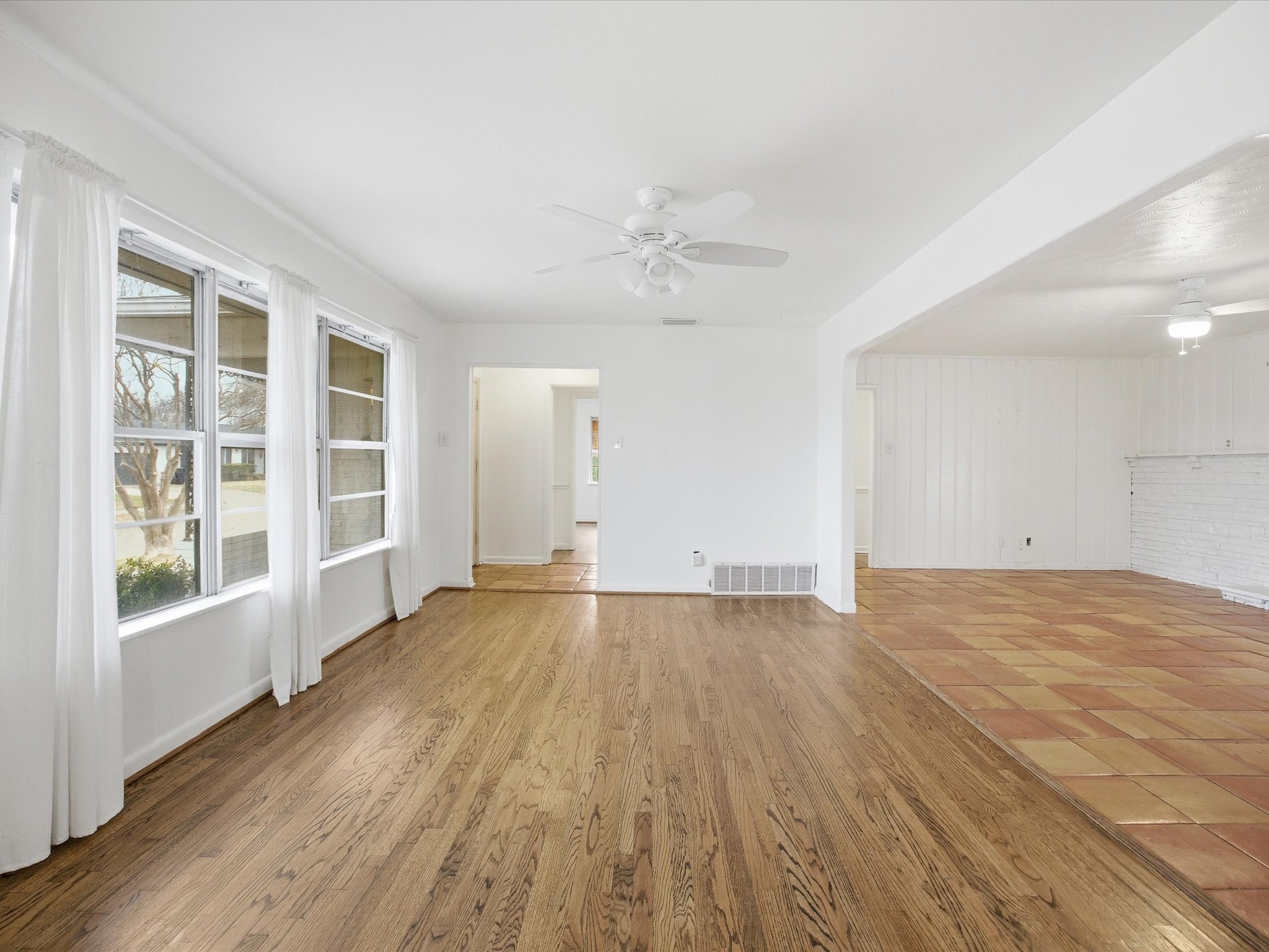514 W Ridgewood Drive