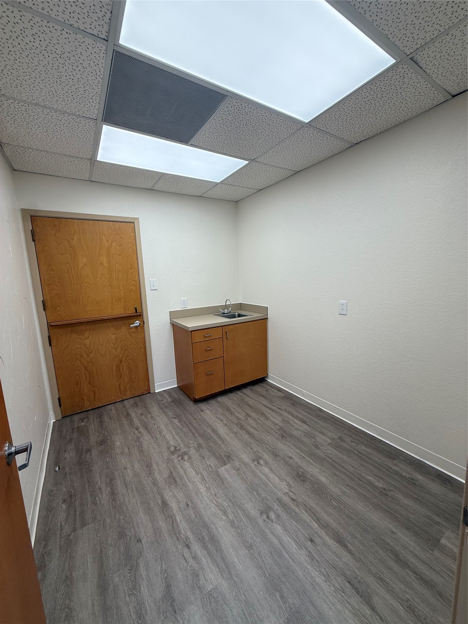 2401 W Green Oaks Boulevard