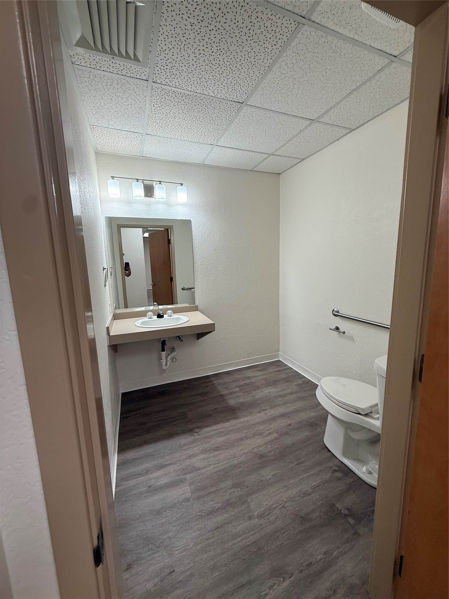 2401 W Green Oaks Boulevard