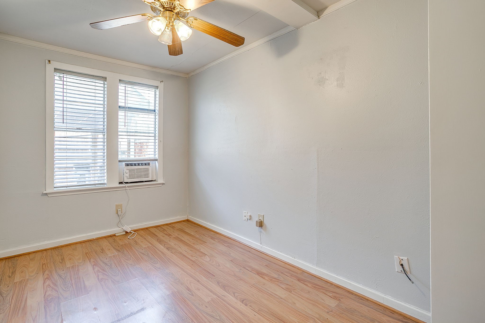 2124 Weatherbee Street