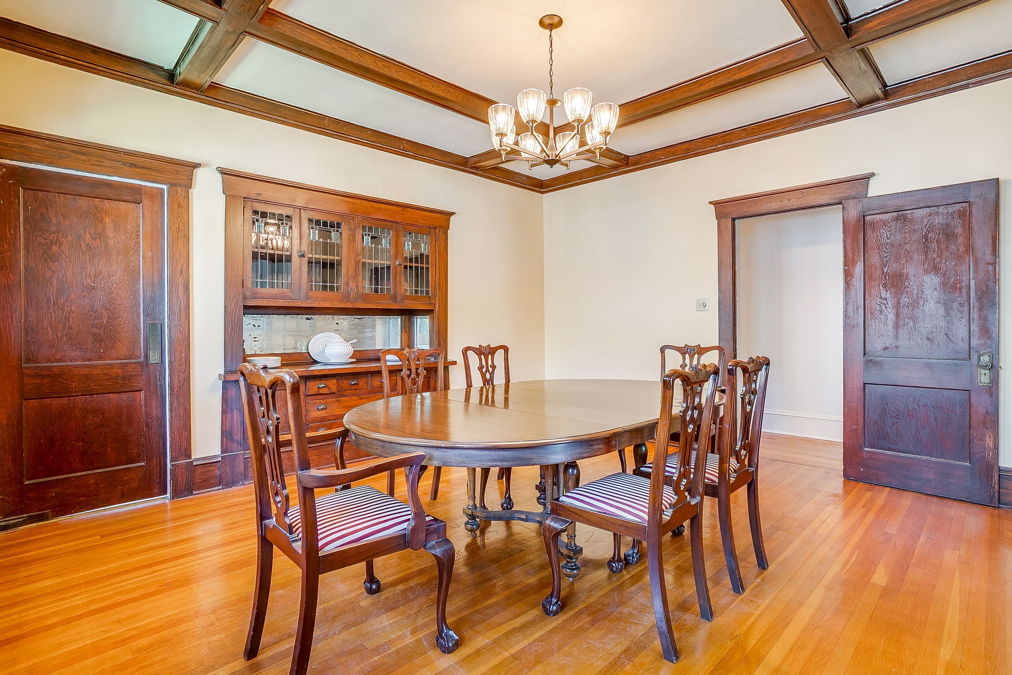 2124 Weatherbee Street