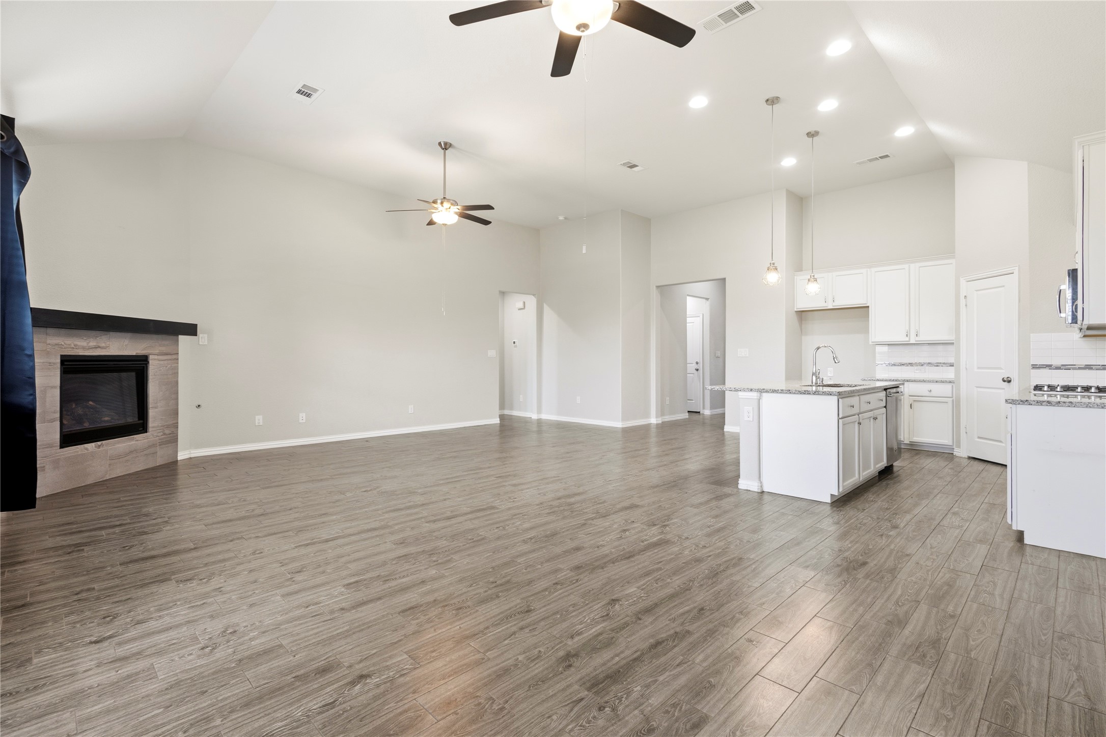240 Darlington Trail
