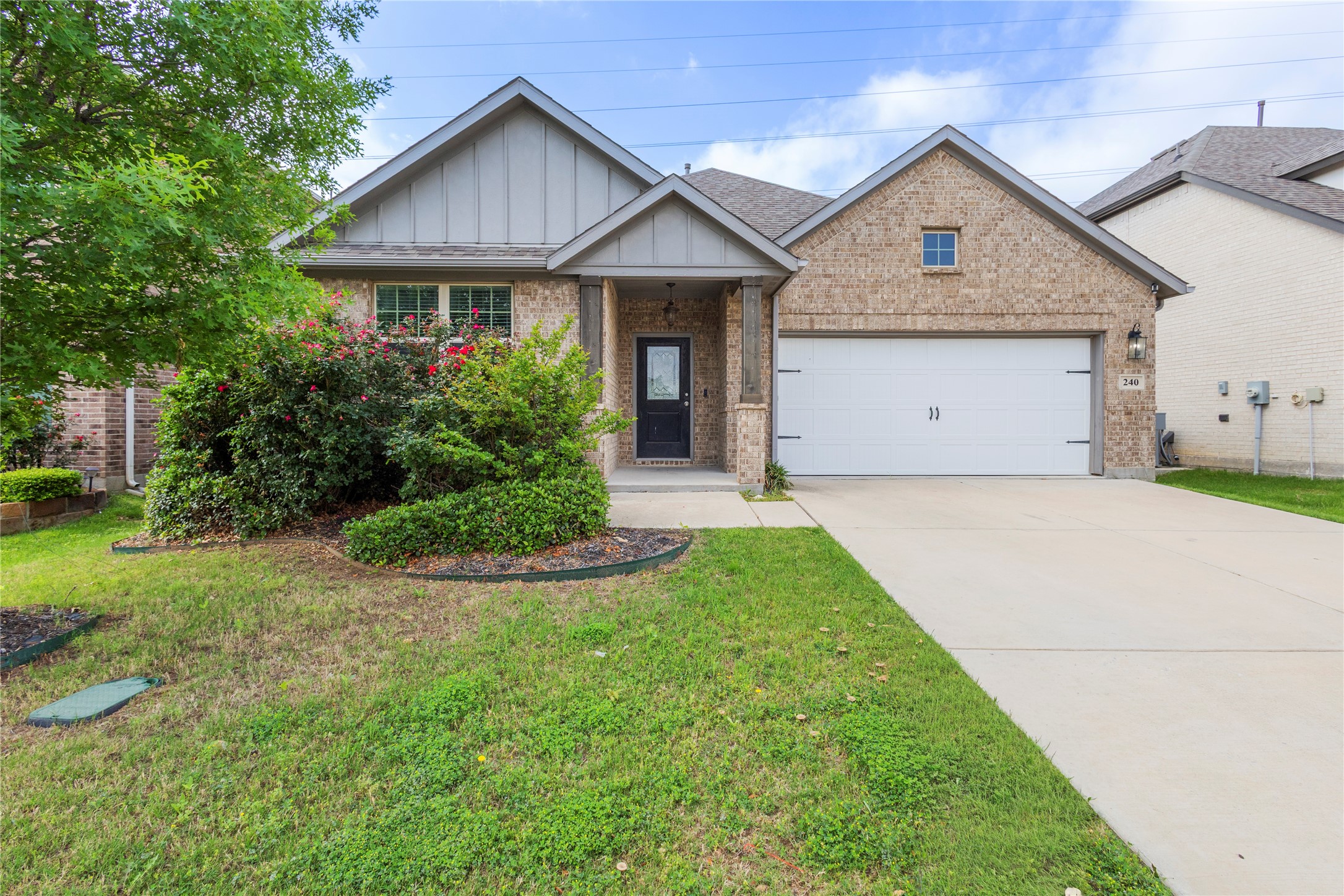 240 Darlington Trail