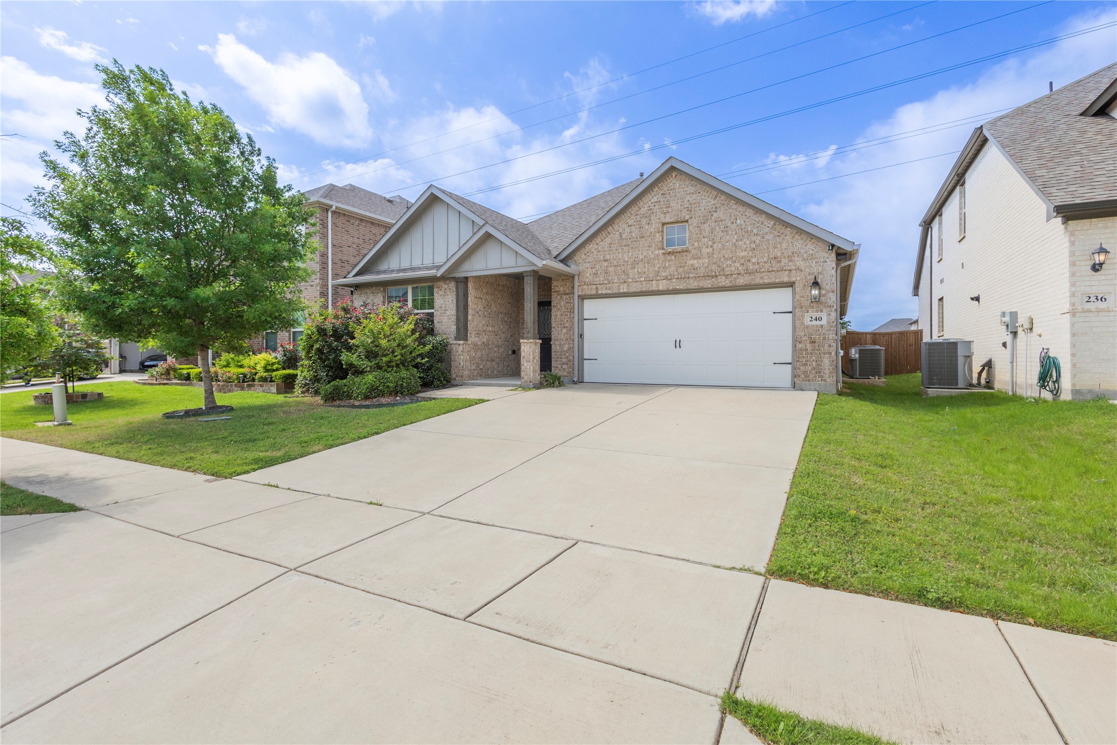 240 Darlington Trail