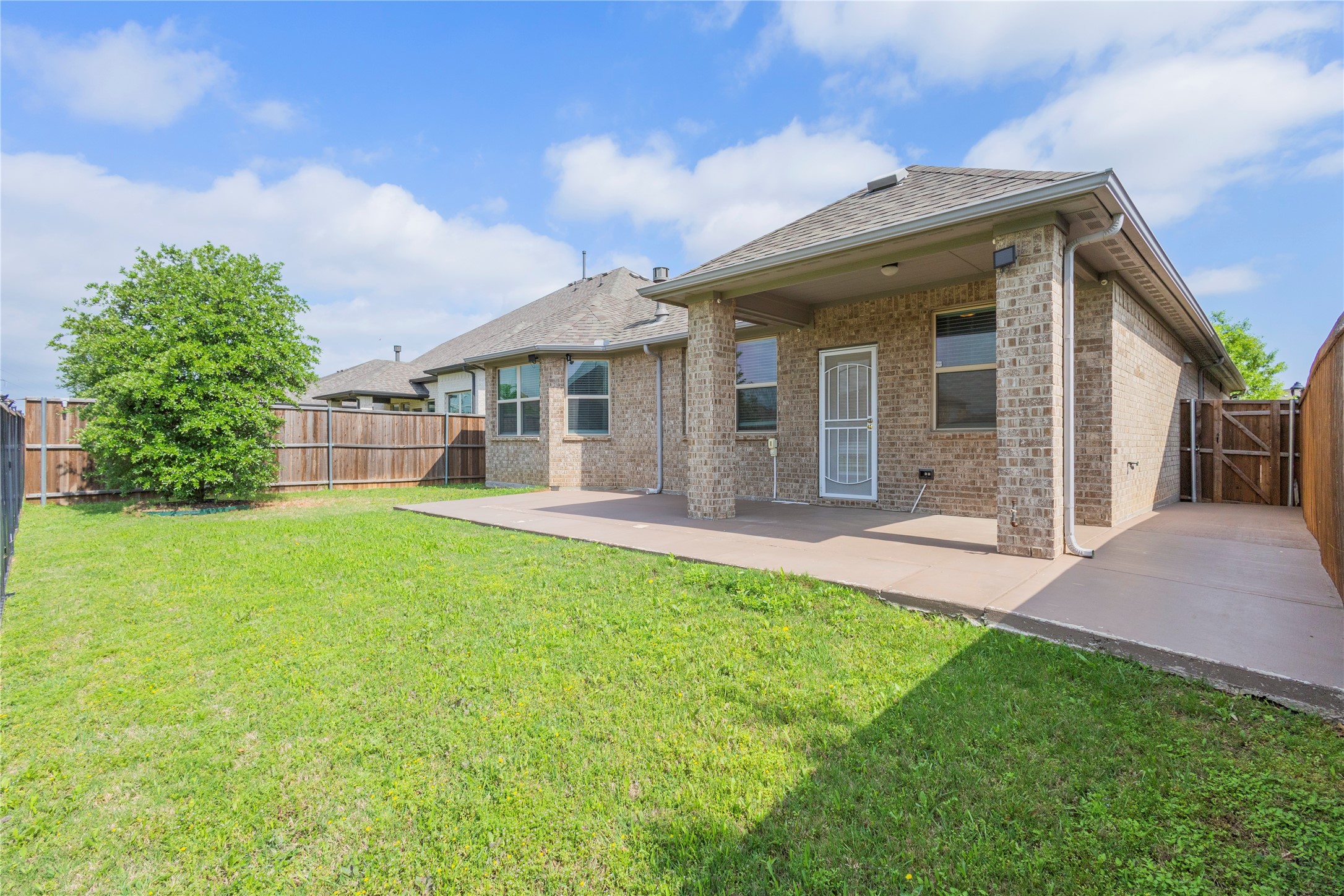 240 Darlington Trail