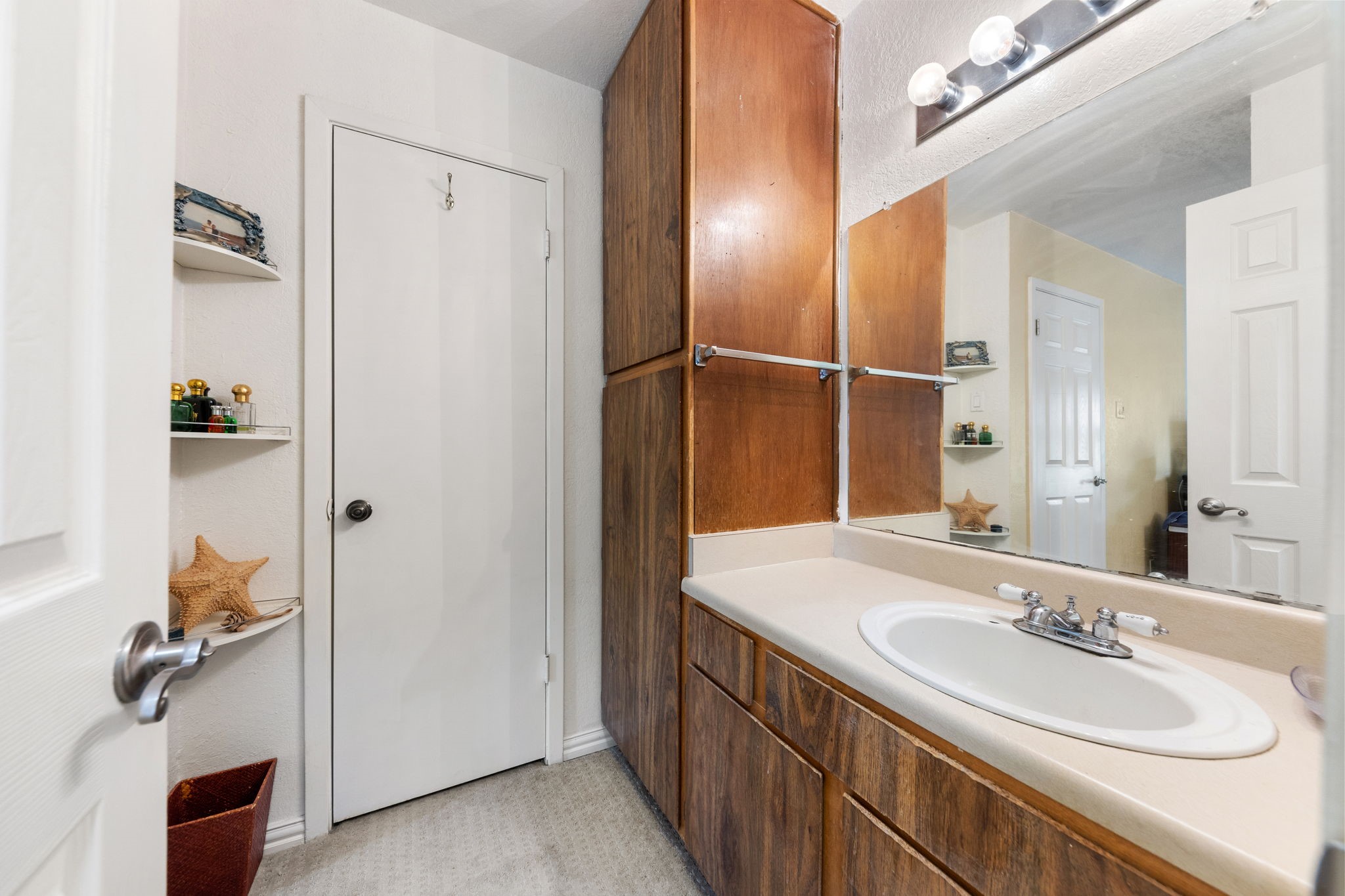 2240 Tarpley Road 411