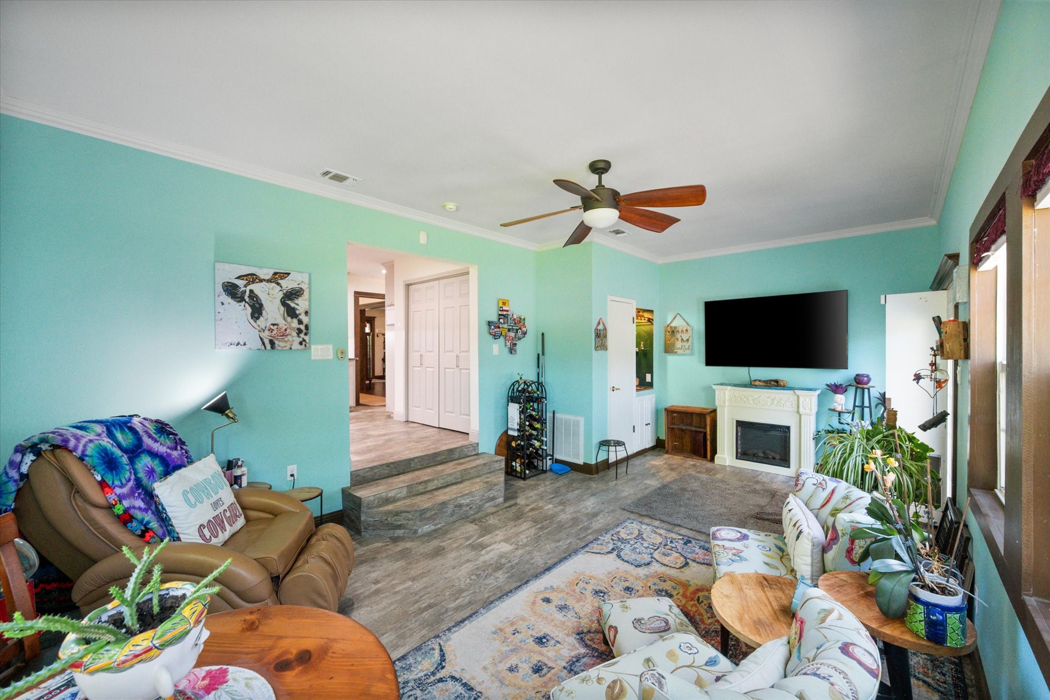 4421 Blackstone Drive