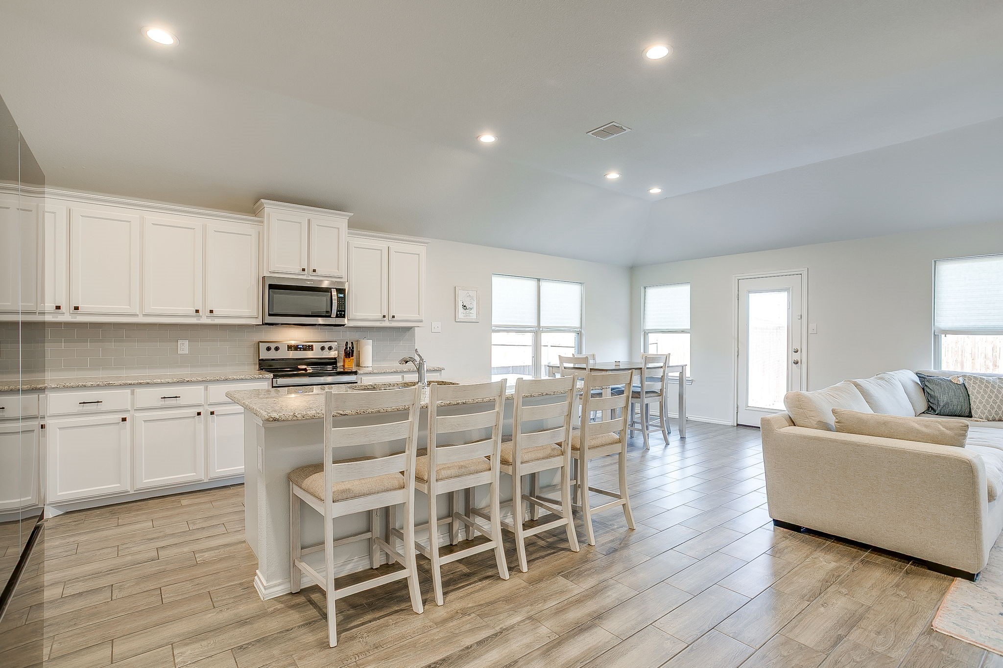 5828 Utopia Drive