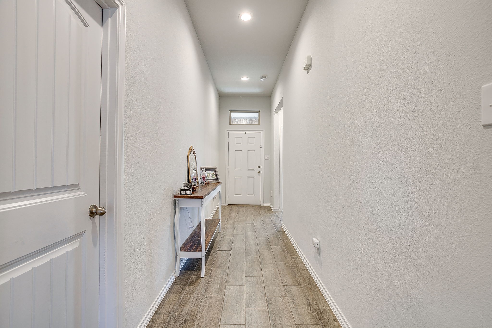5828 Utopia Drive