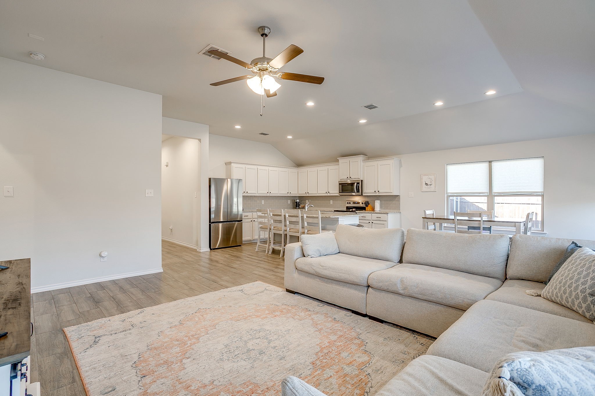 5828 Utopia Drive