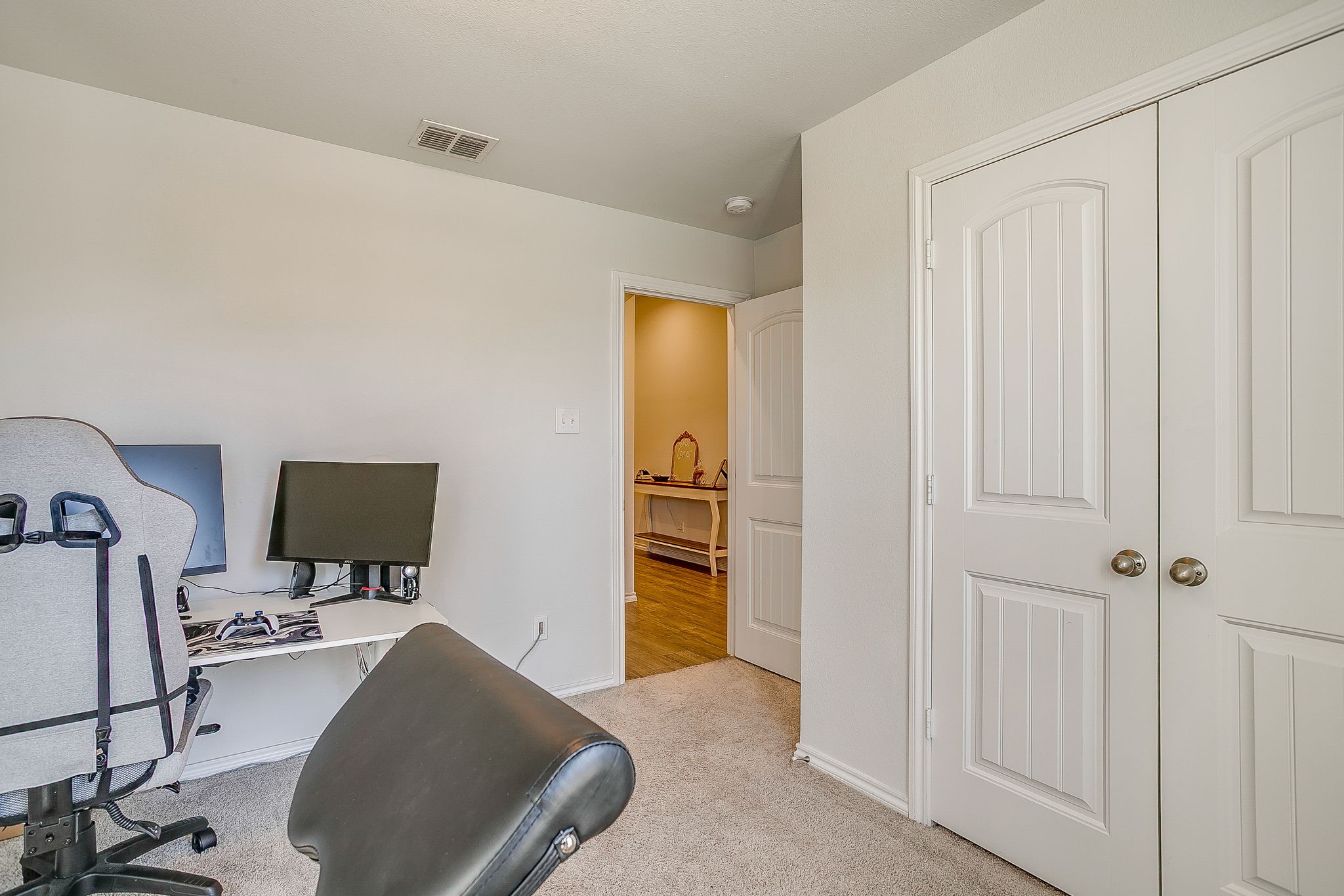 5828 Utopia Drive