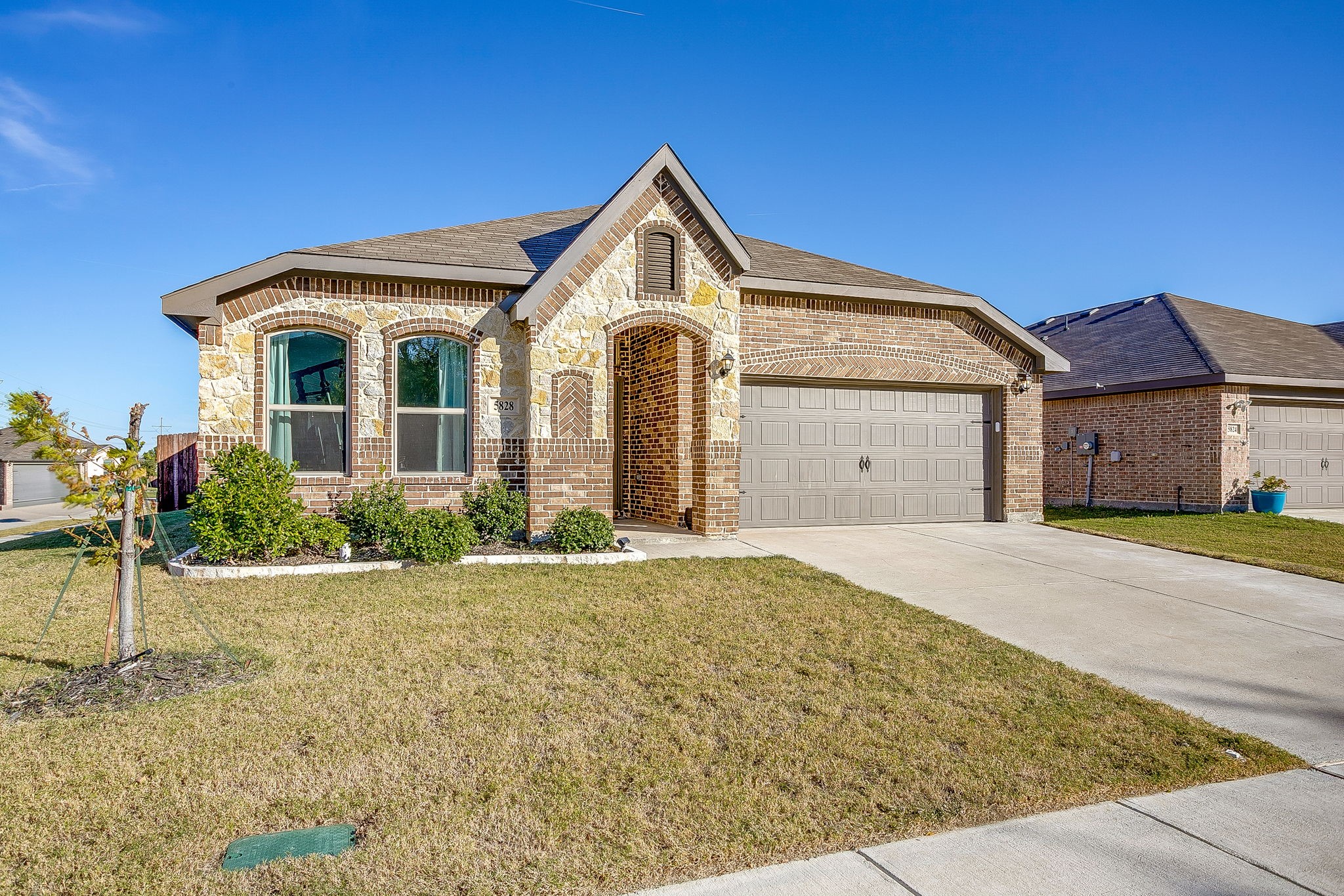 5828 Utopia Drive