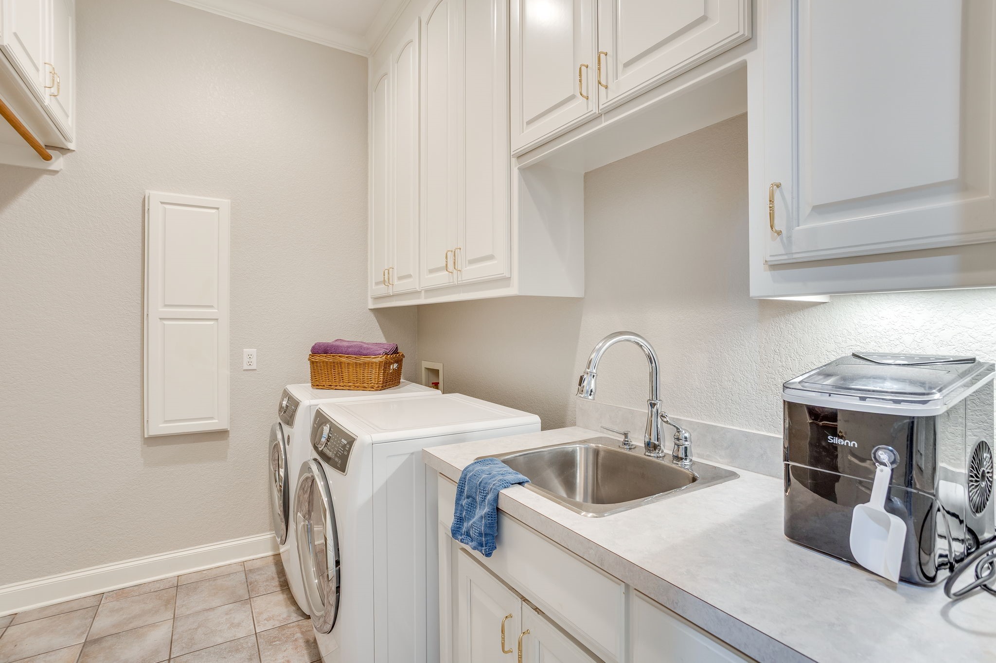 7808 Aledo Oaks Court
