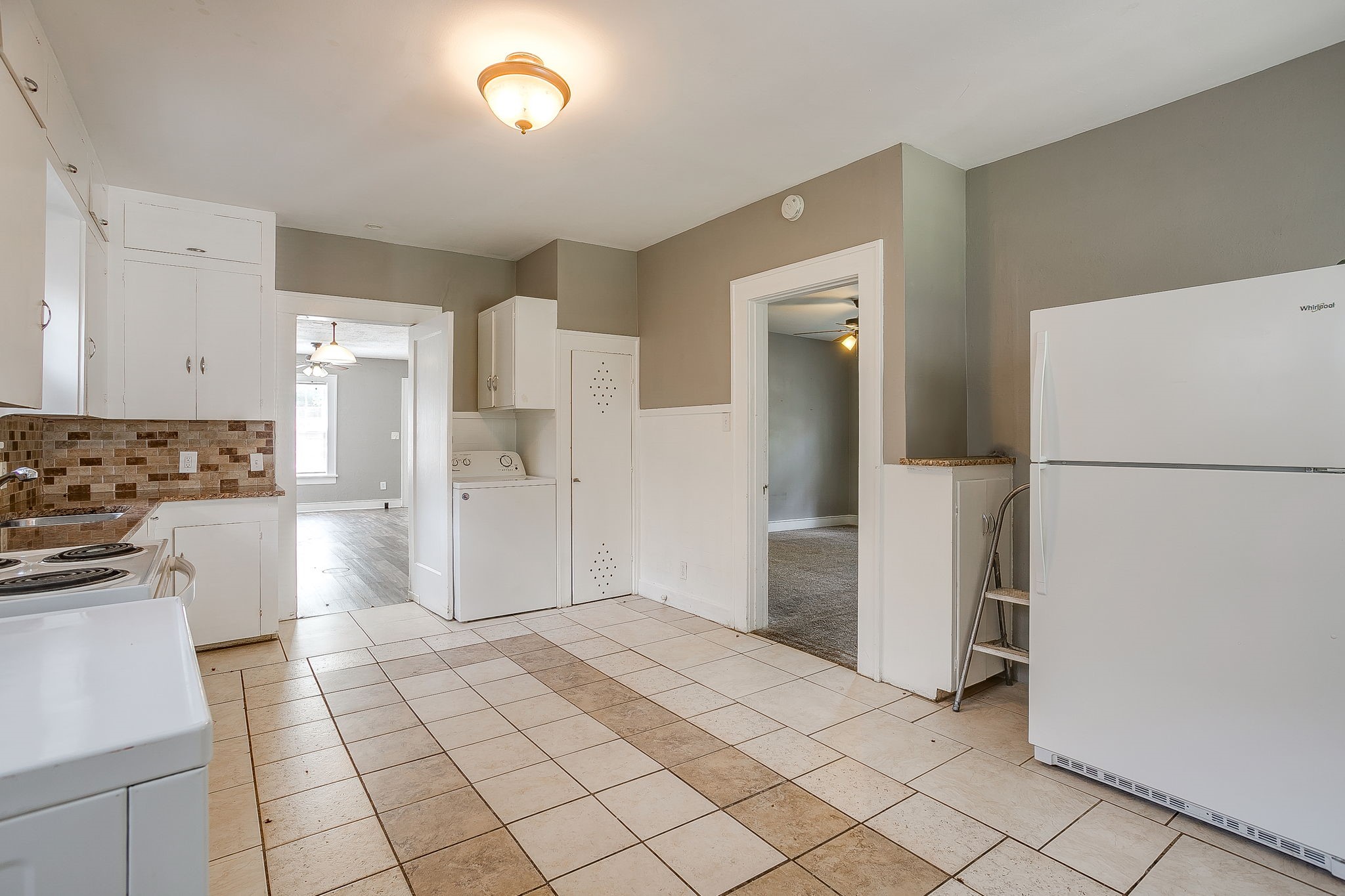 3148 Rogers Avenue 3