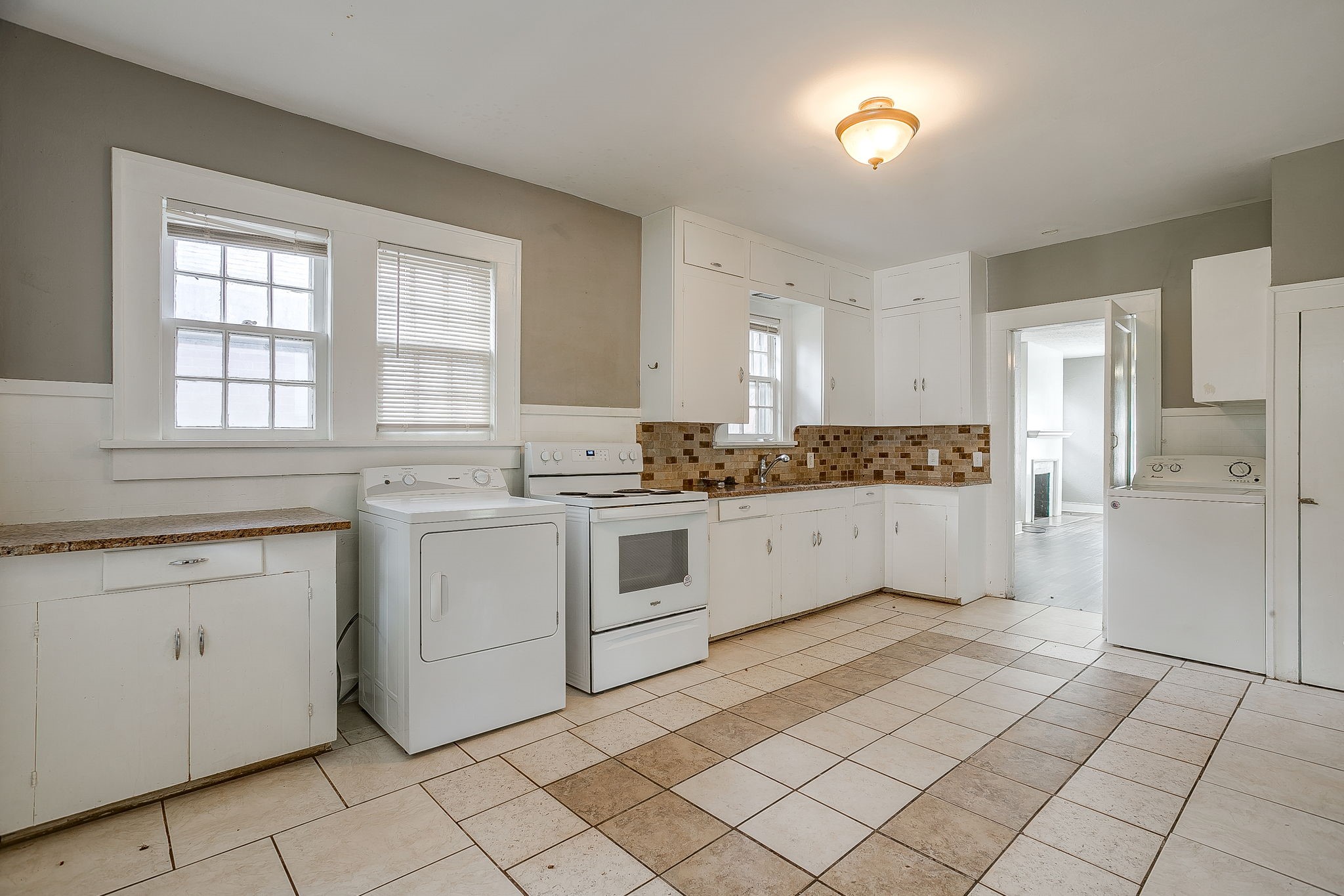3148 Rogers Avenue 3