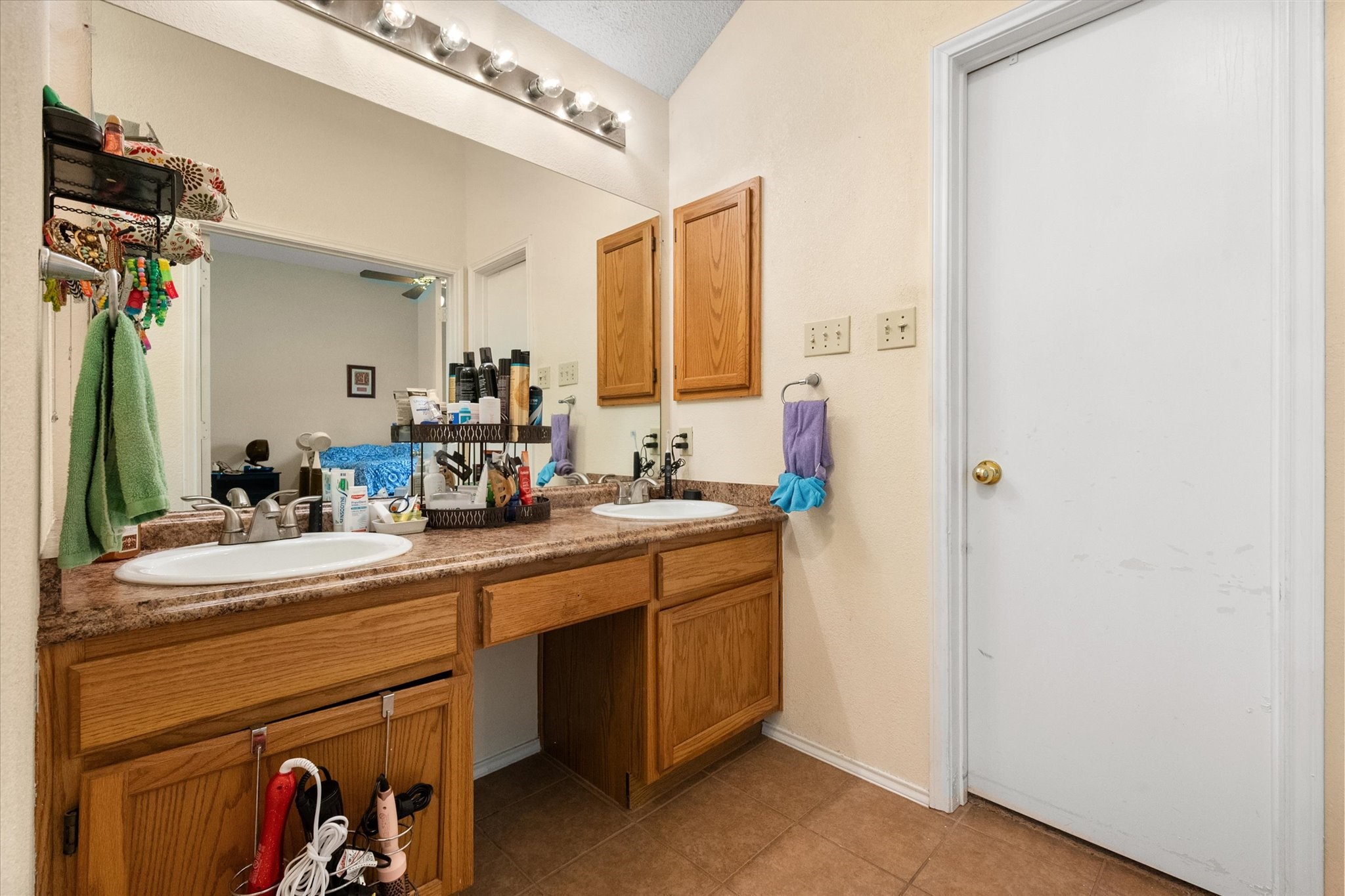 4959 Shady Oak Trail