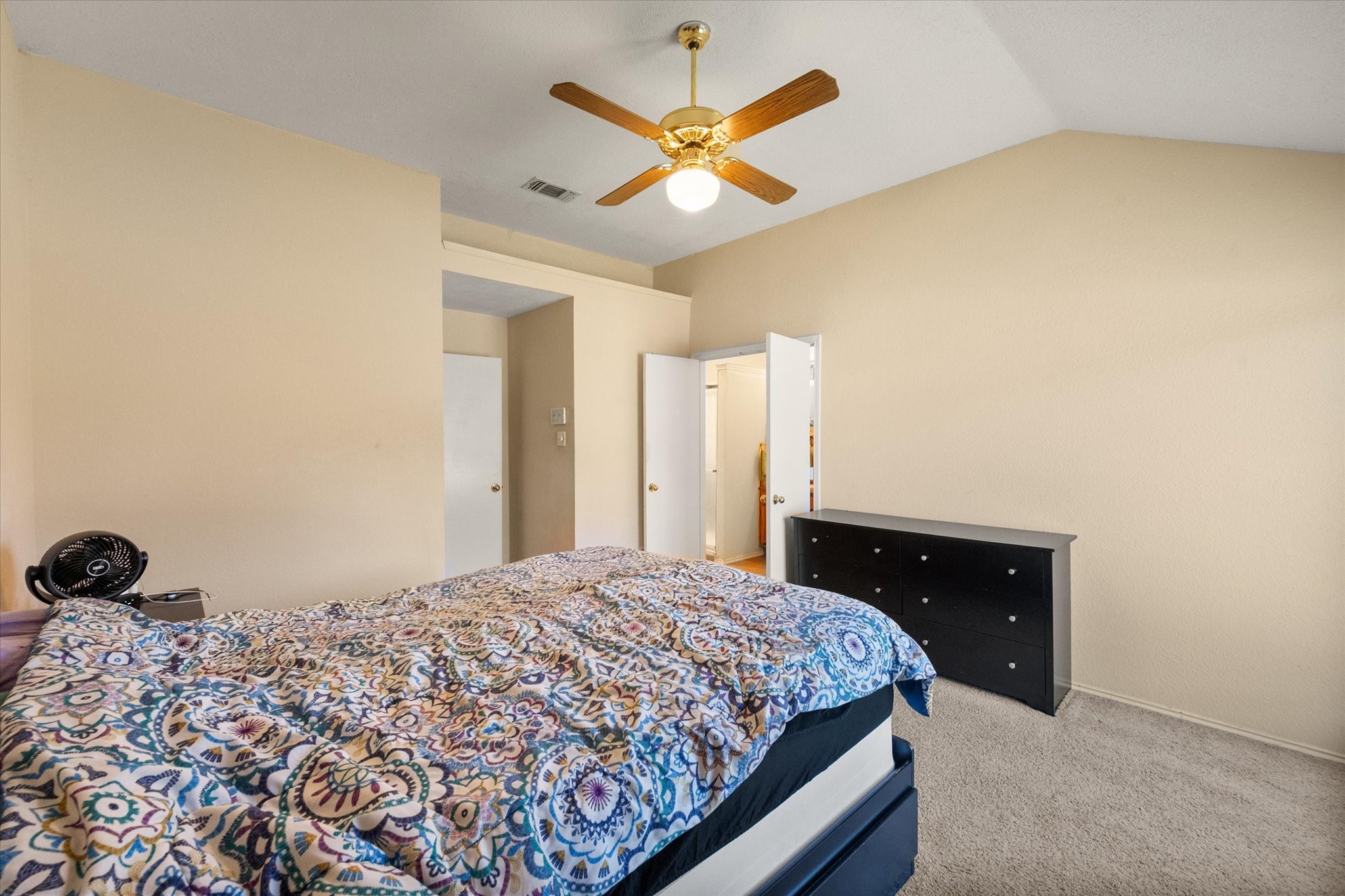 4959 Shady Oak Trail