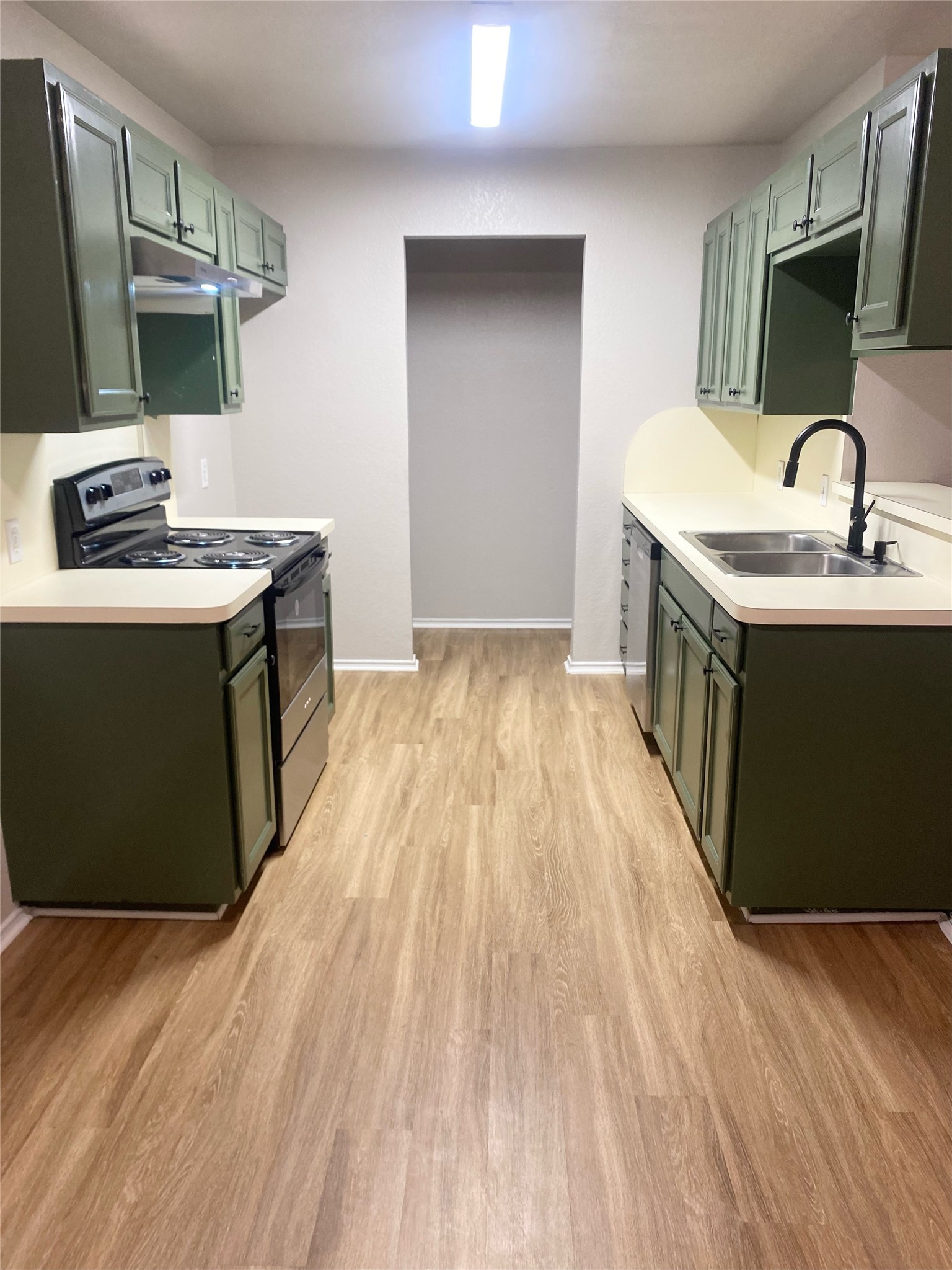 301 Schumacher Drive 303