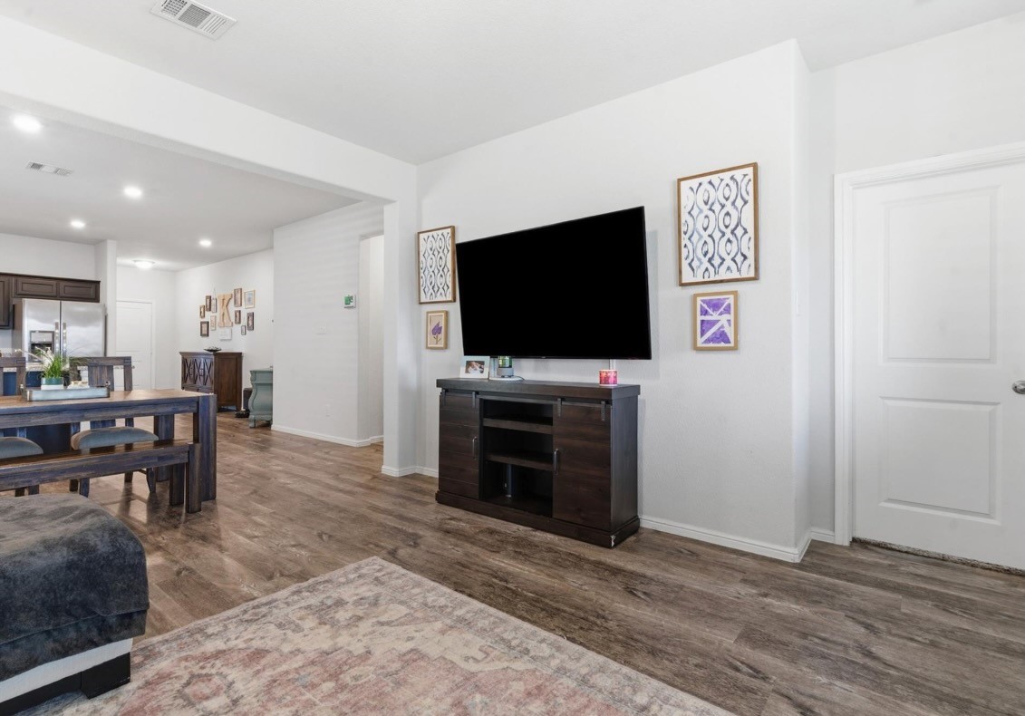 4829 Feltleaf Avenue