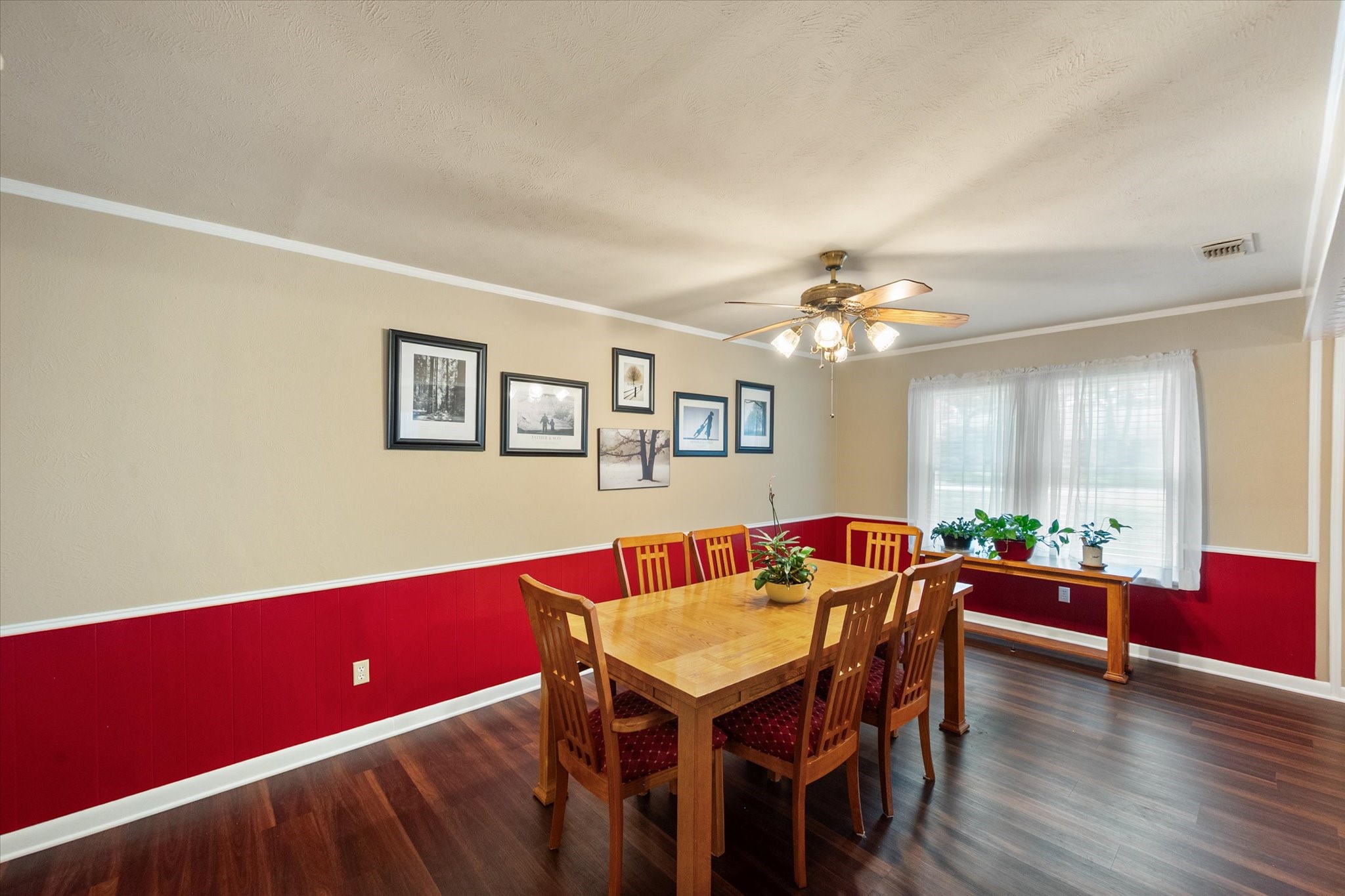 1001 Whispering Oak Court