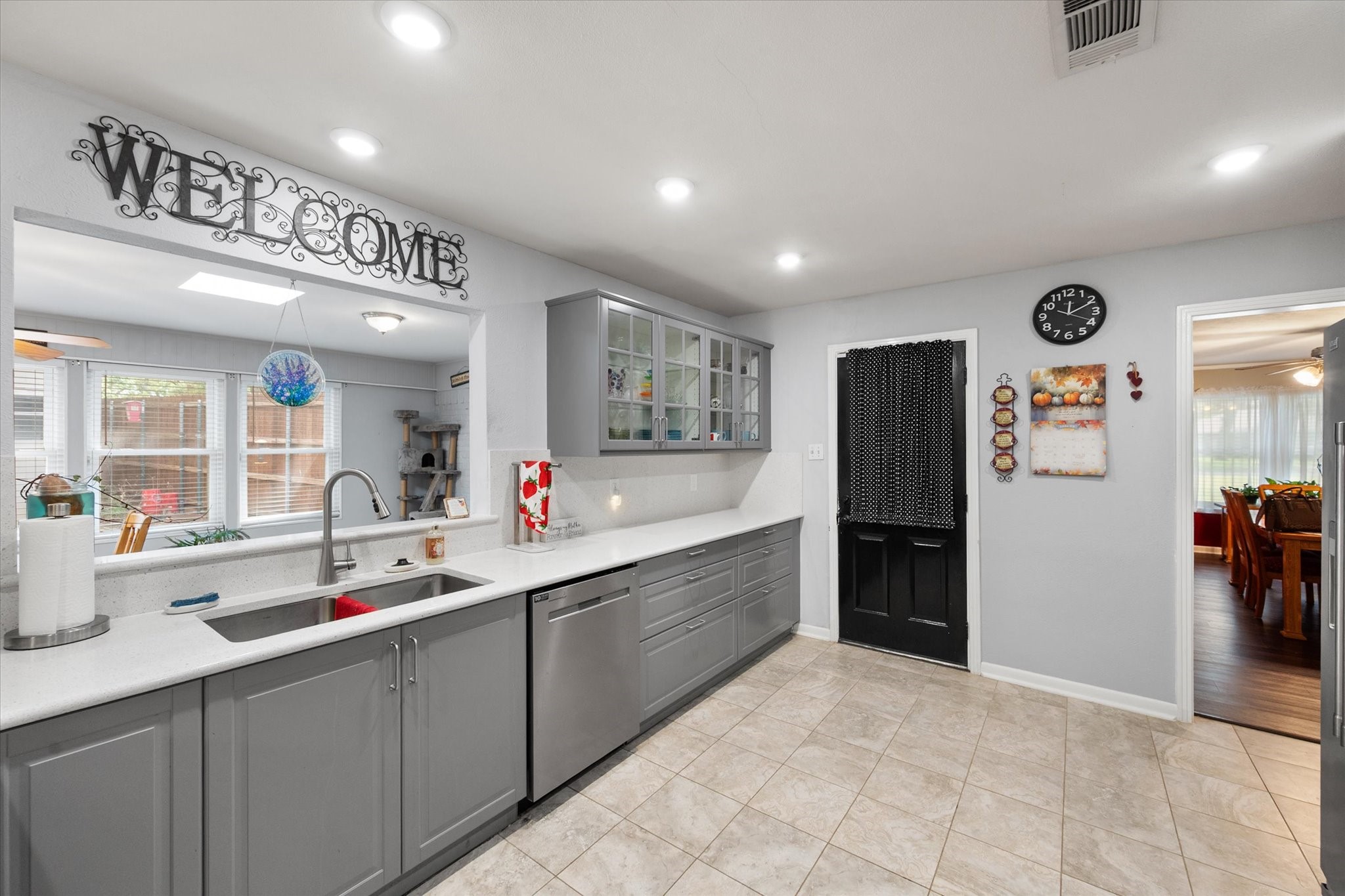 1001 Whispering Oak Court