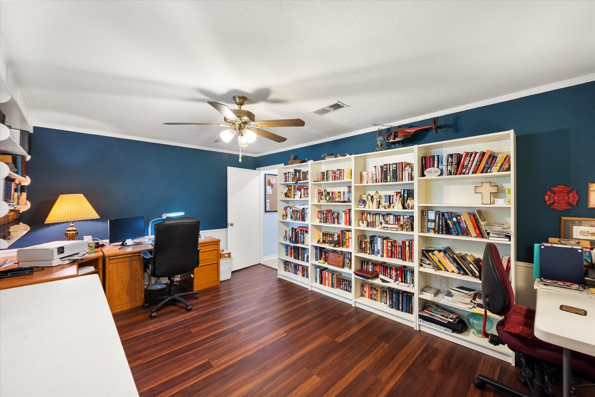 1001 Whispering Oak Court
