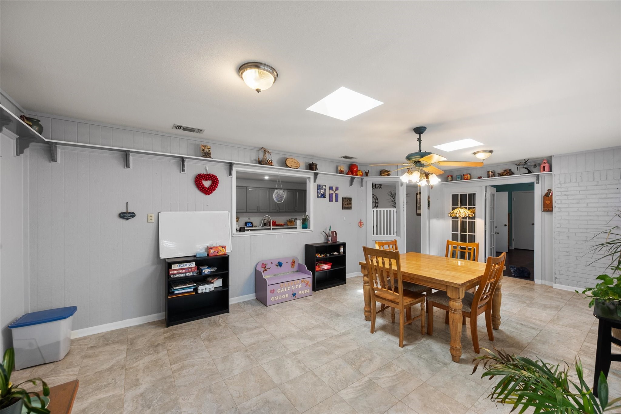 1001 Whispering Oak Court