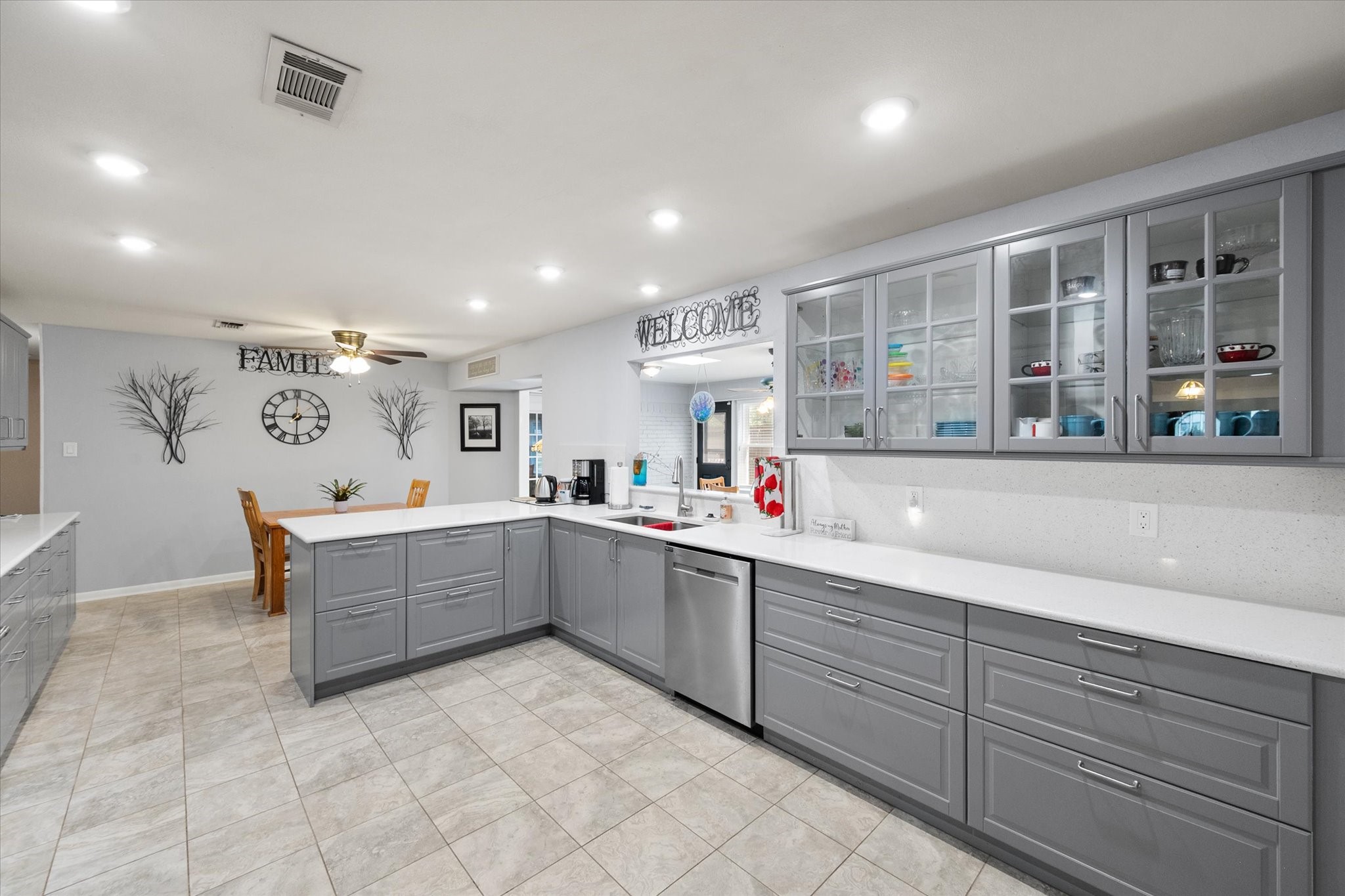 1001 Whispering Oak Court