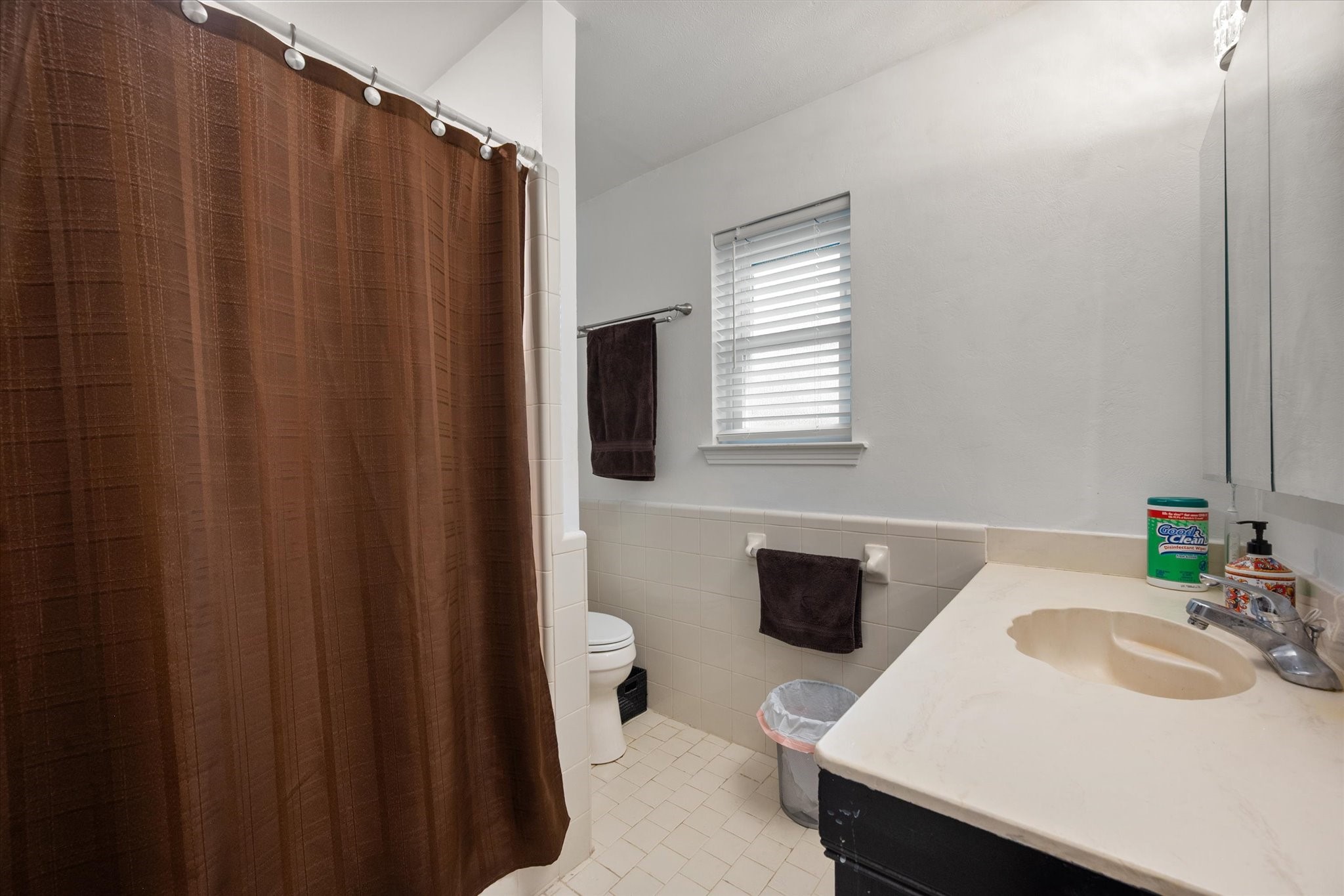 1001 Whispering Oak Court
