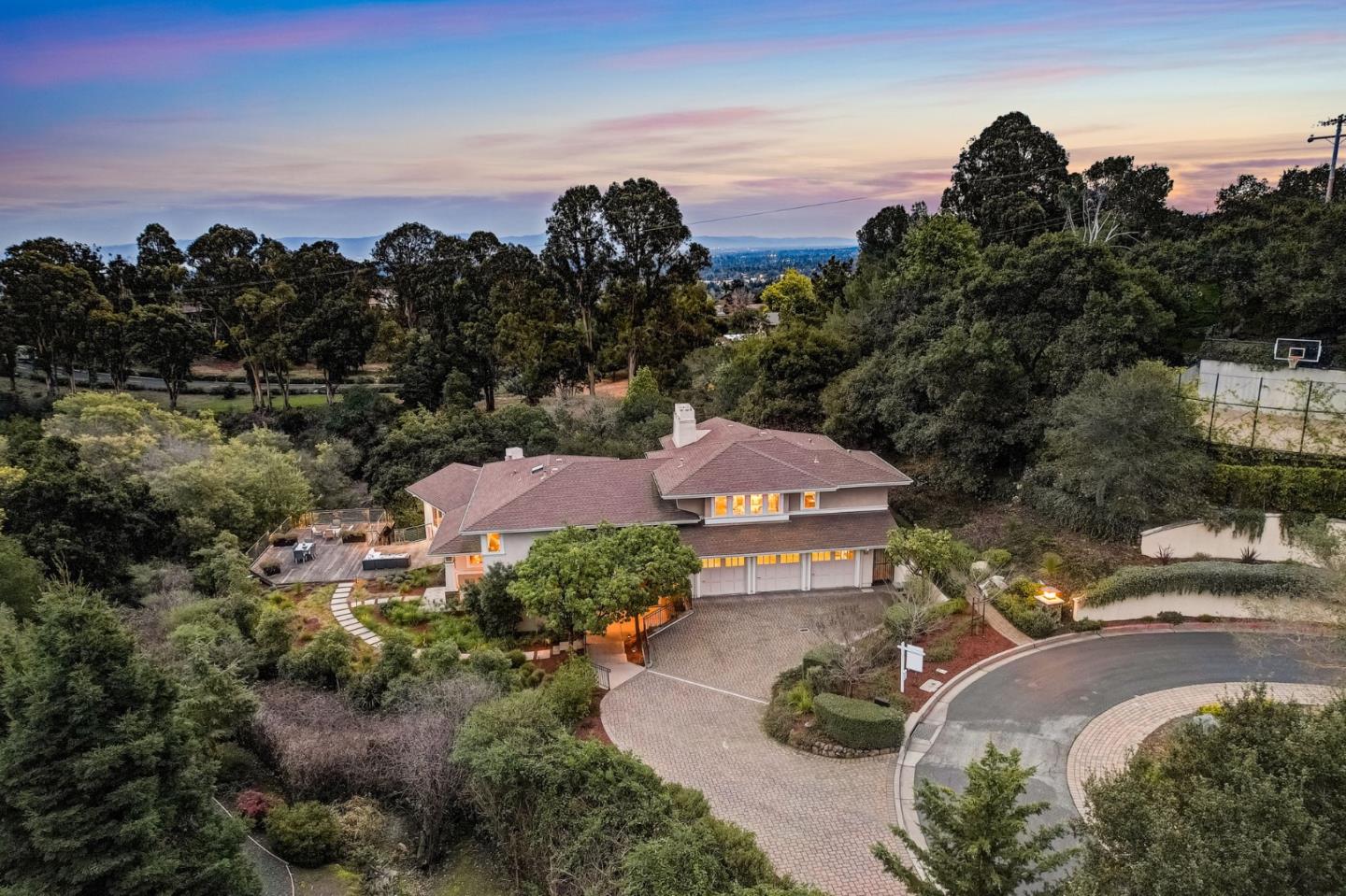 140 Emerald Estates Court