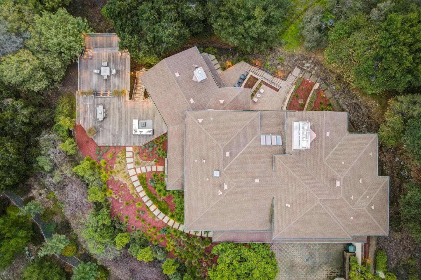 140 Emerald Estates Court