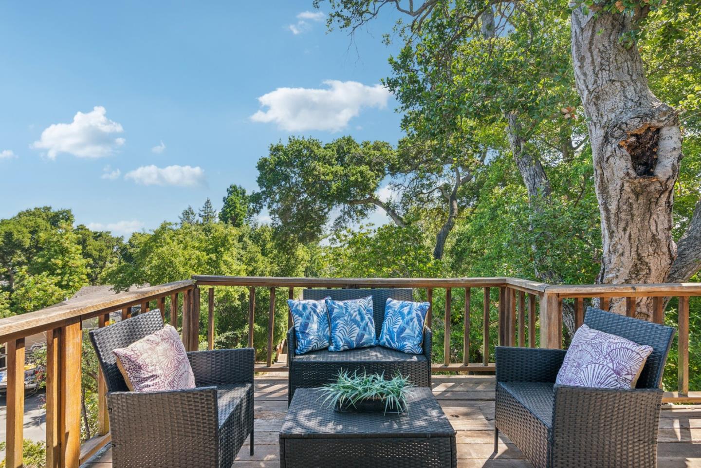 3803 Hamilton WAY