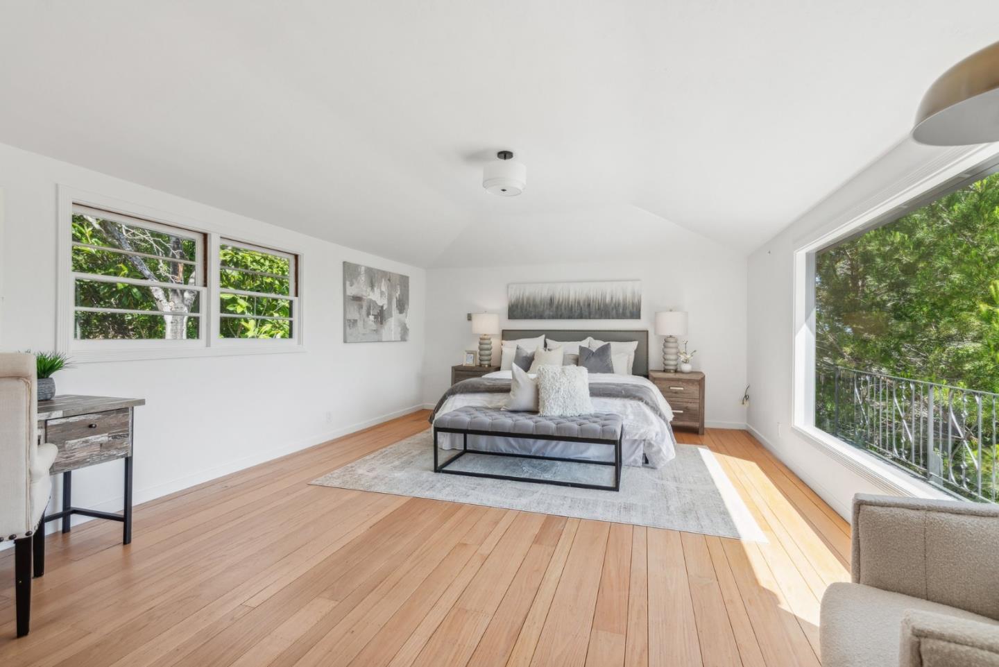 3803 Hamilton WAY