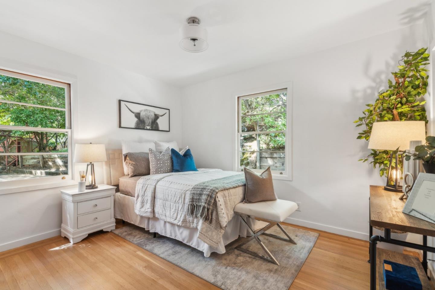 3803 Hamilton WAY