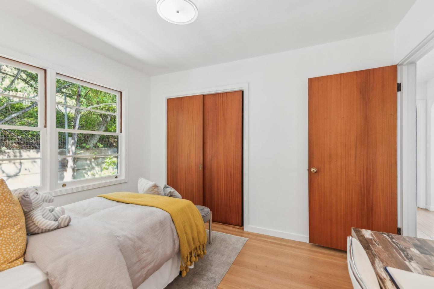 3803 Hamilton WAY