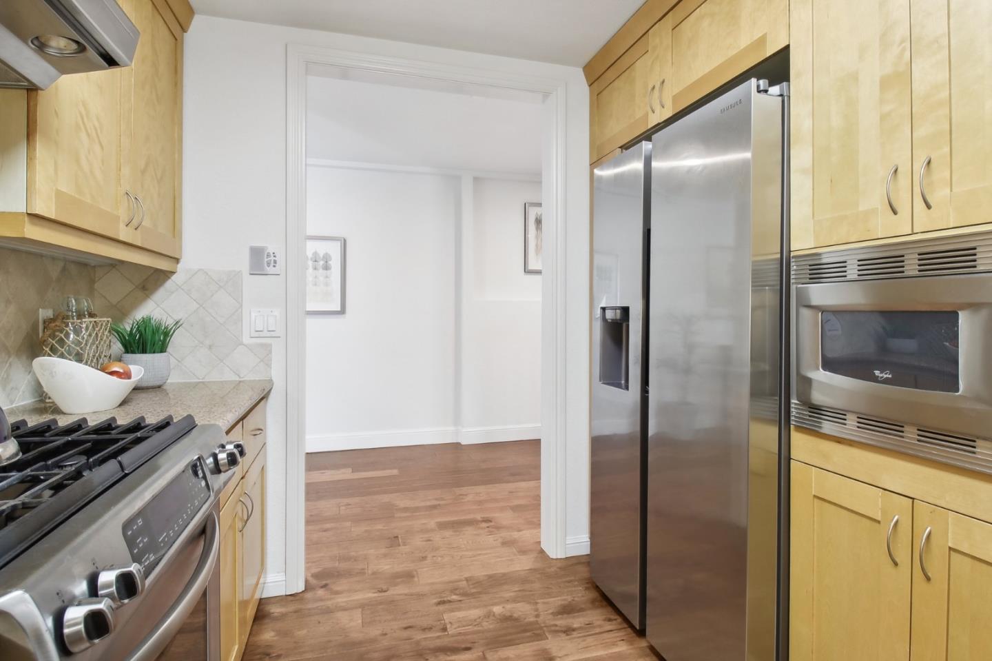 508 Peninsula AVE 2