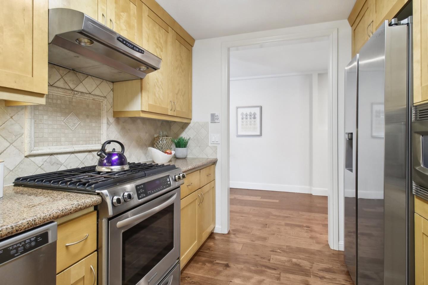 508 Peninsula AVE 2