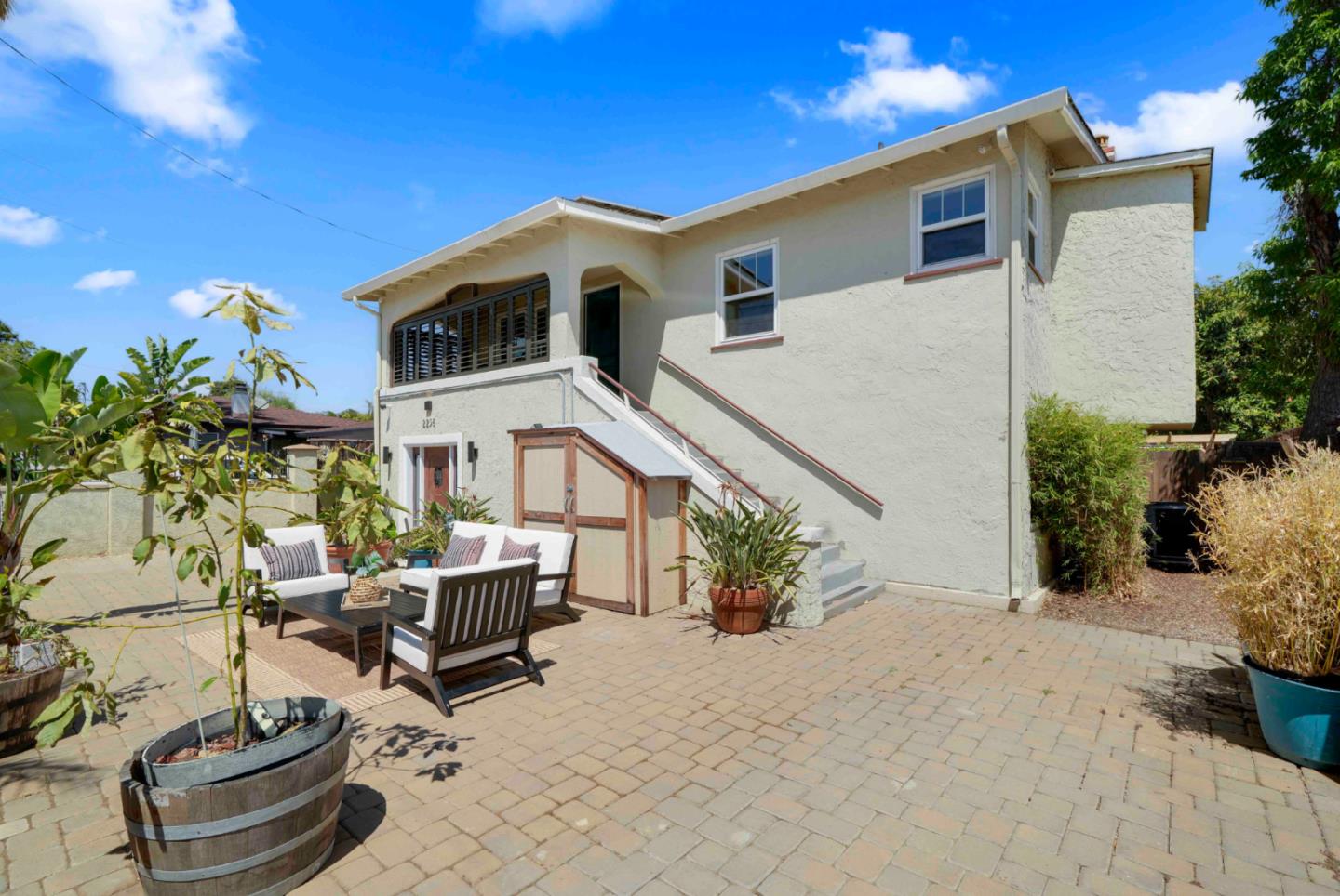 2238 Lincoln Street