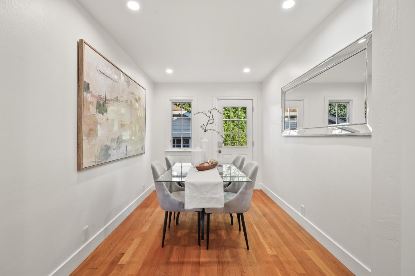 2061 Valparaiso Avenue