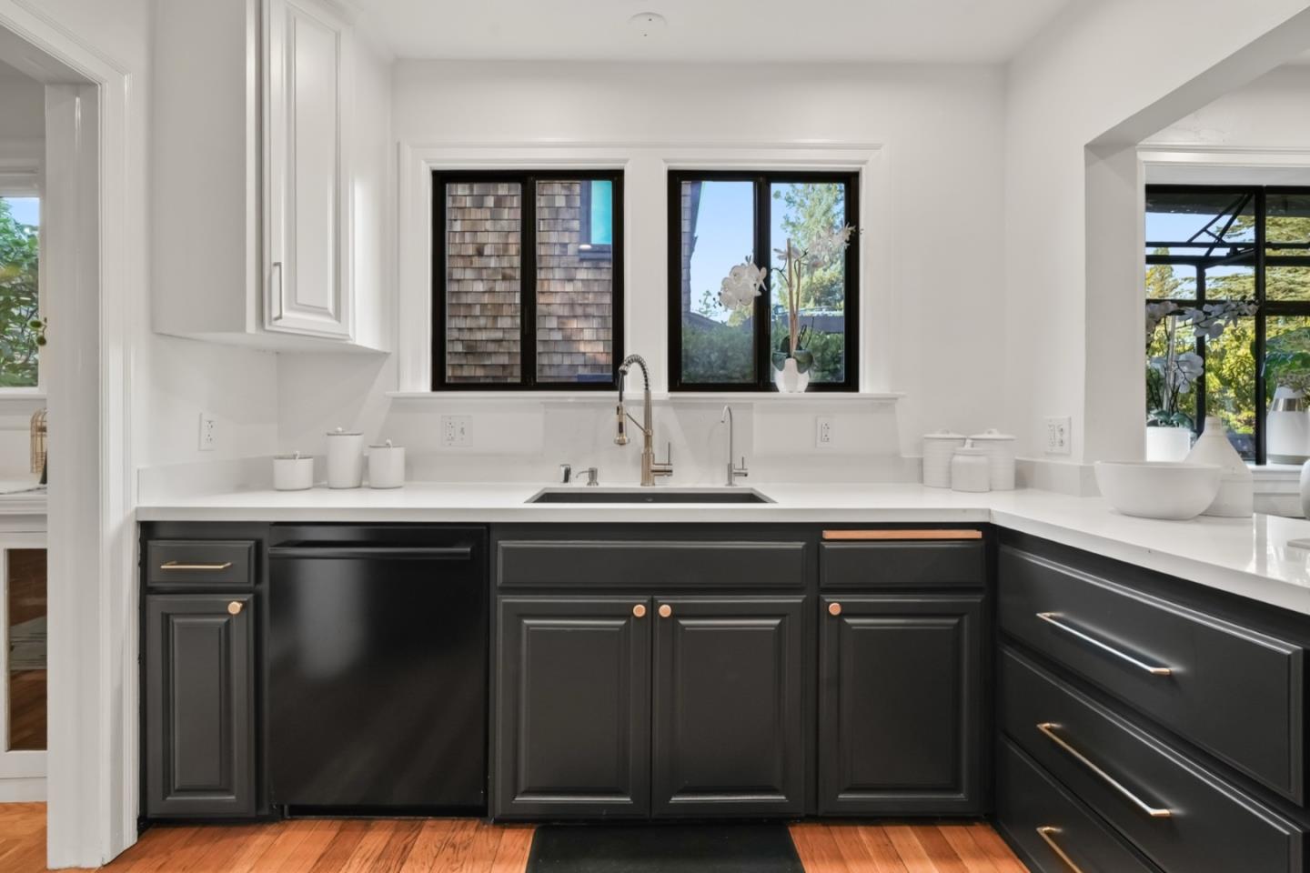 2061 Valparaiso Avenue