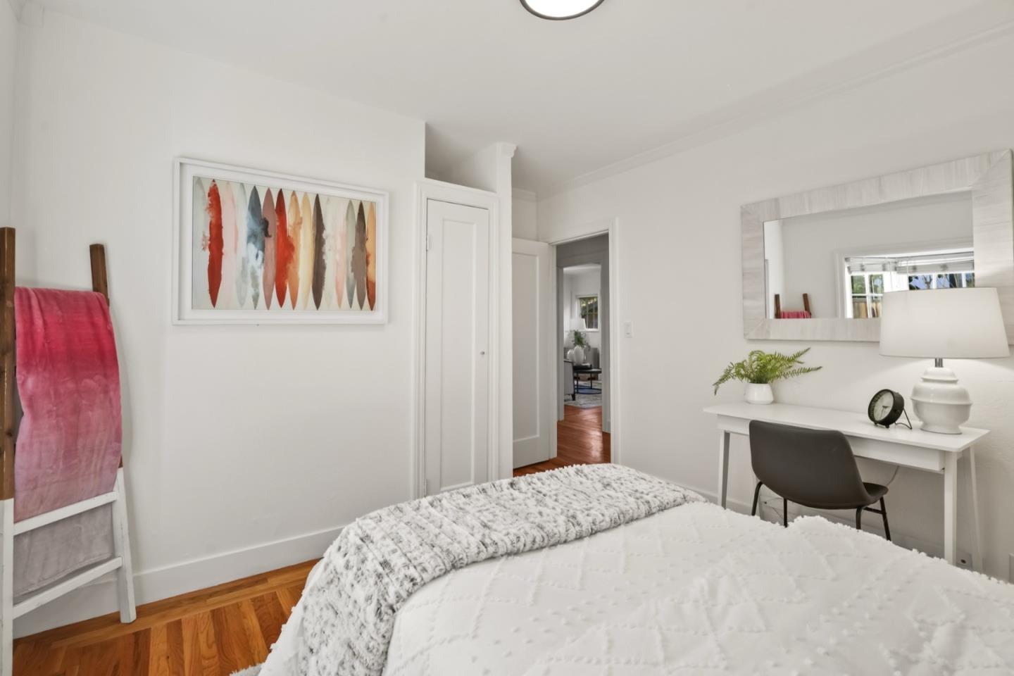 2061 Valparaiso Avenue